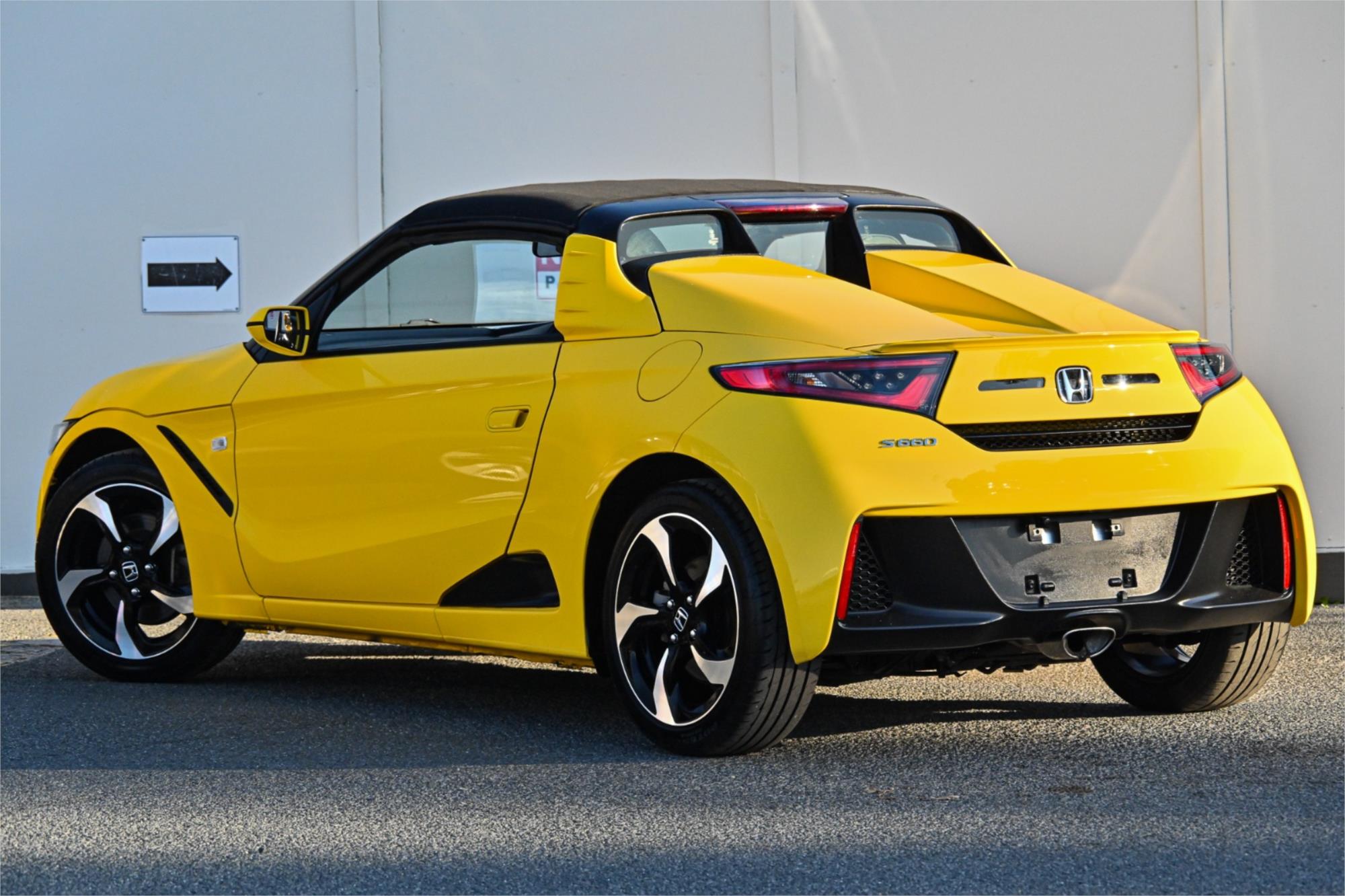 2016 HONDA S660 ALPHA AUTOMATIC CONVERTIBLE