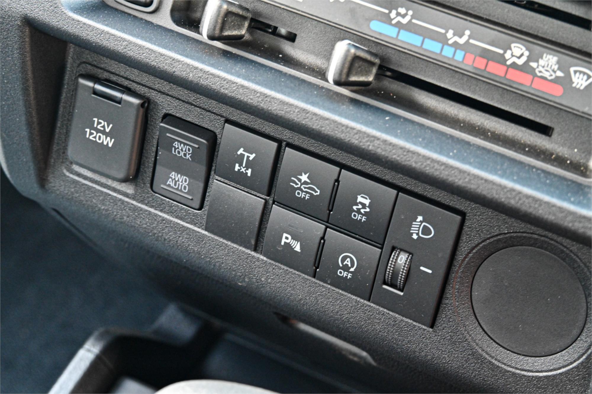 2024 DAIHATSU HI-JET AUTOMATIC 2D UTILITY