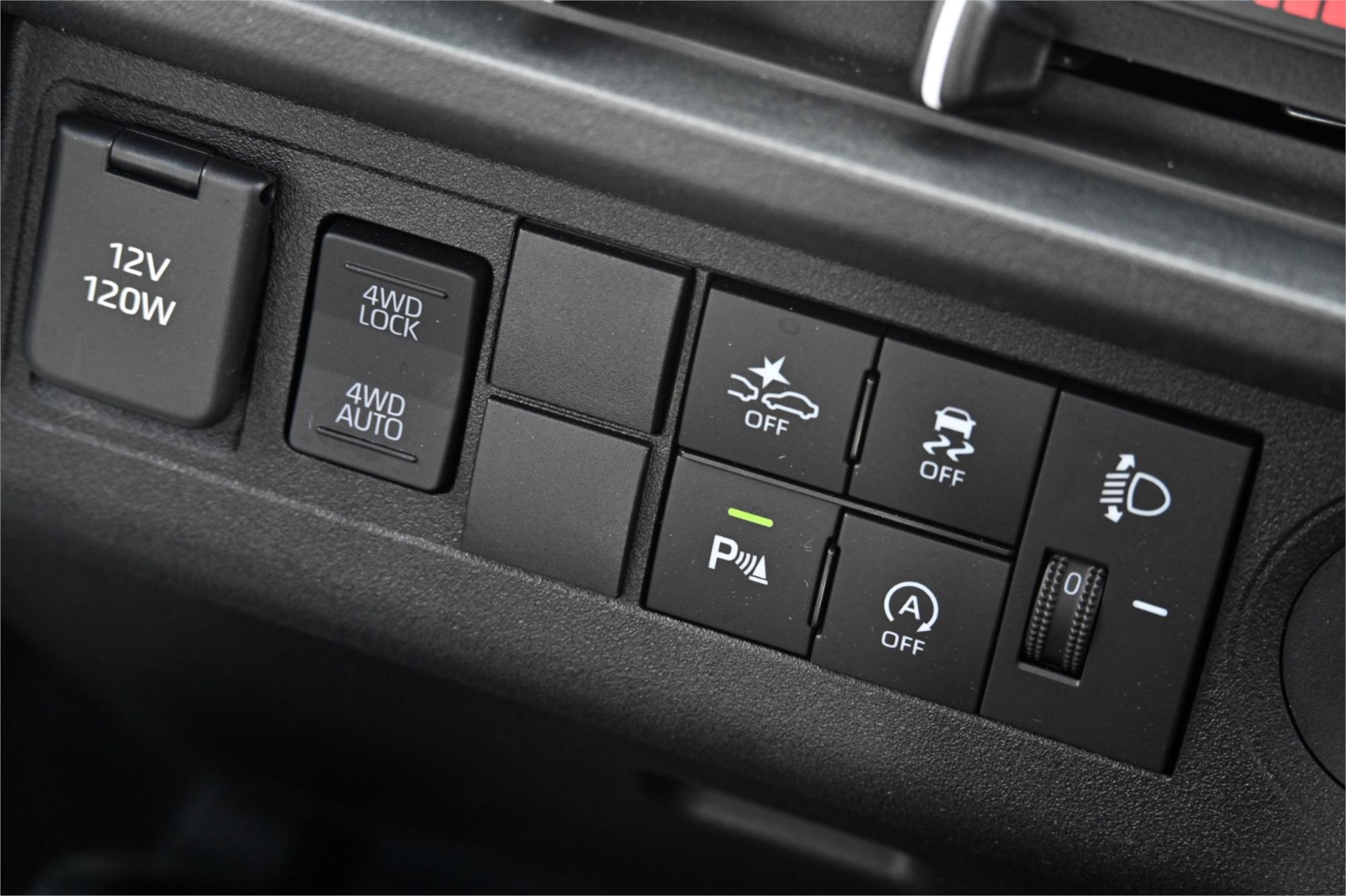 2024 DAIHATSU HI-JET AUTOMATIC 2D UTILITY