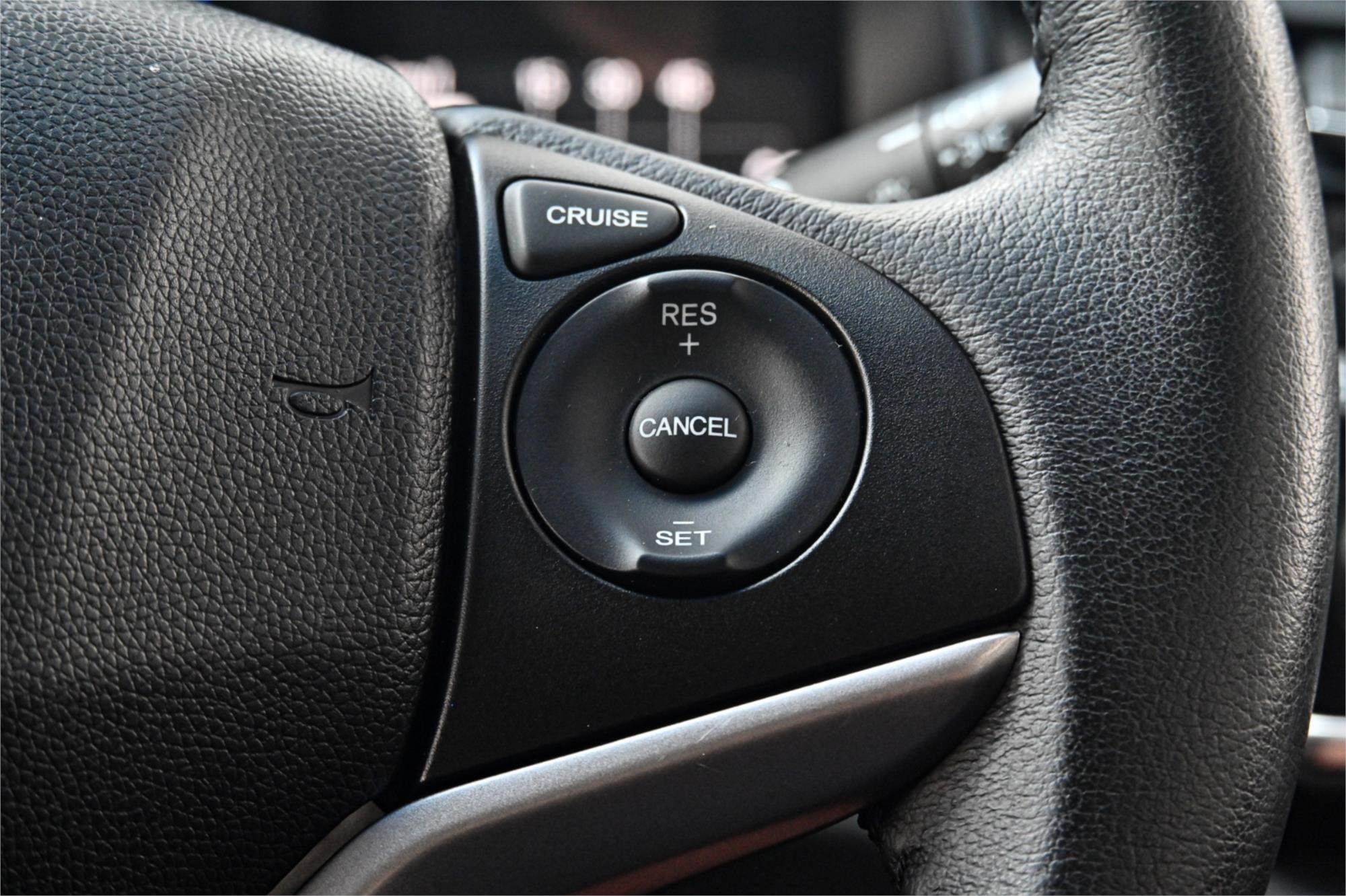 2016 HONDA GRACE AUTOMATIC SEDAN
