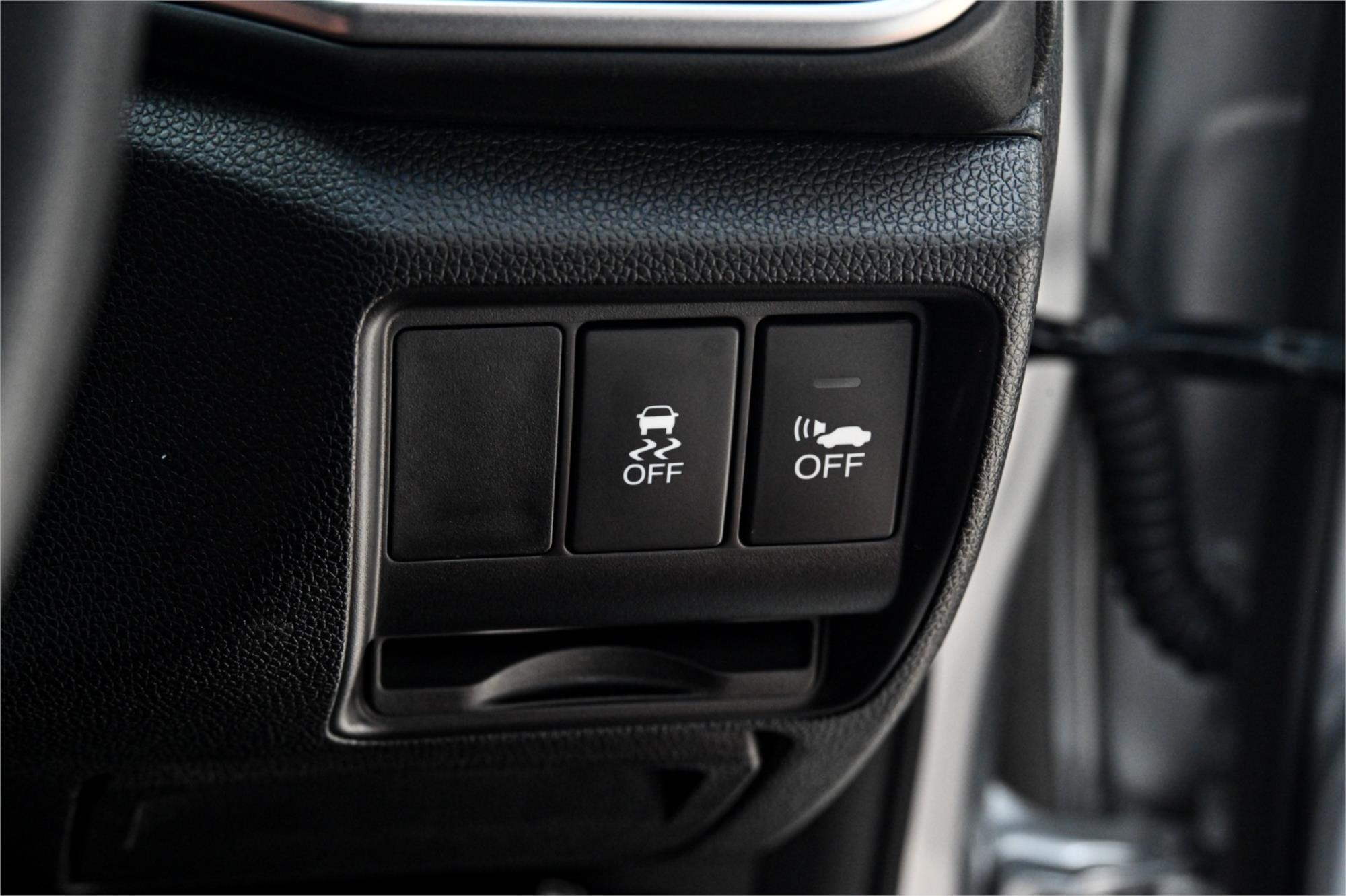 2016 HONDA GRACE AUTOMATIC SEDAN