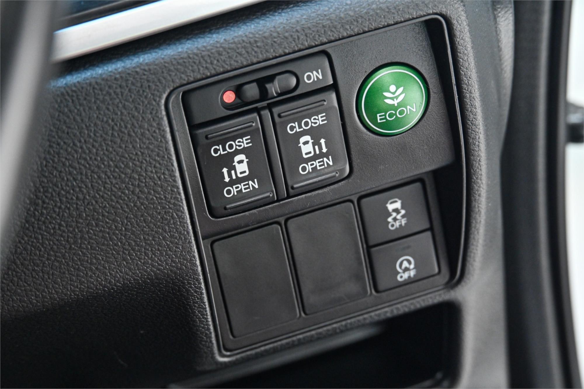 2017 HONDA ODYSSEY RC MY16 VTi-L CONTINUOUS VARIABLE 4D WAGON
