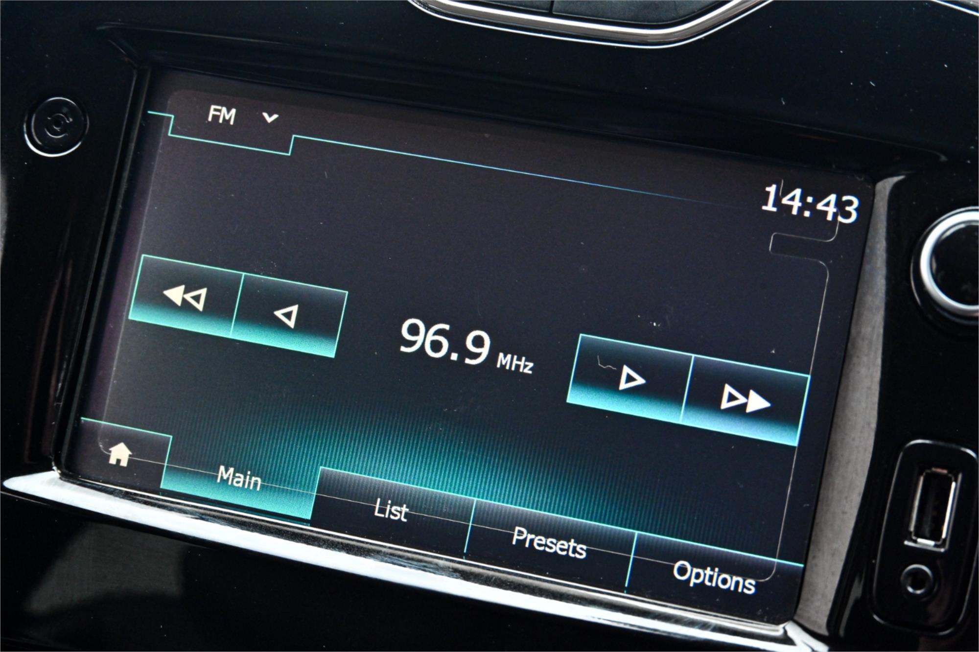 2014 RENAULT CLIO IV B98 EXPRESSION AUTOMATIC HATCHBACK
