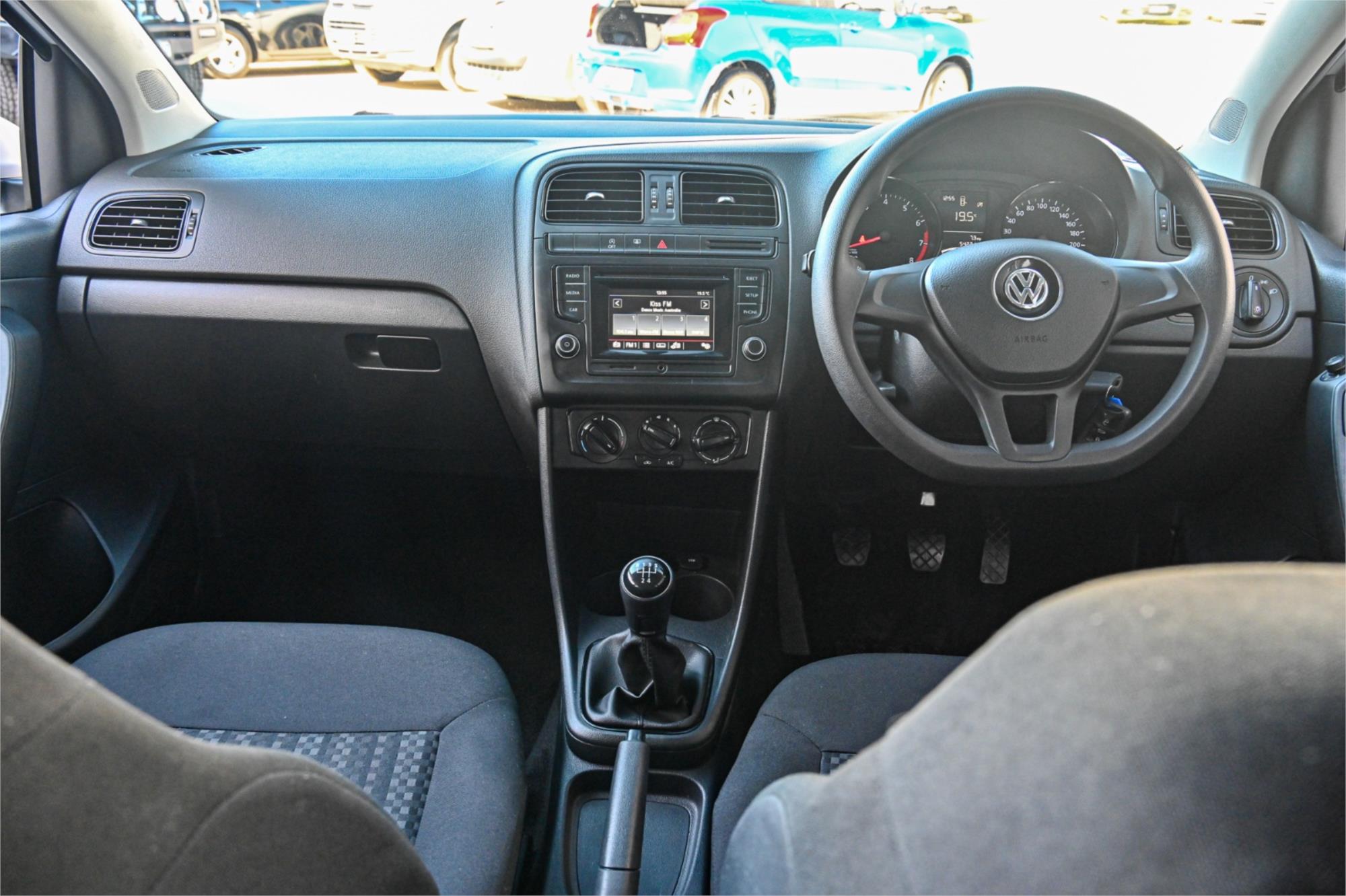 2015 VOLKSWAGEN POLO 6R MY15 66 TSI TRENDLINE 5 SP MANUAL 5D HATCHBACK