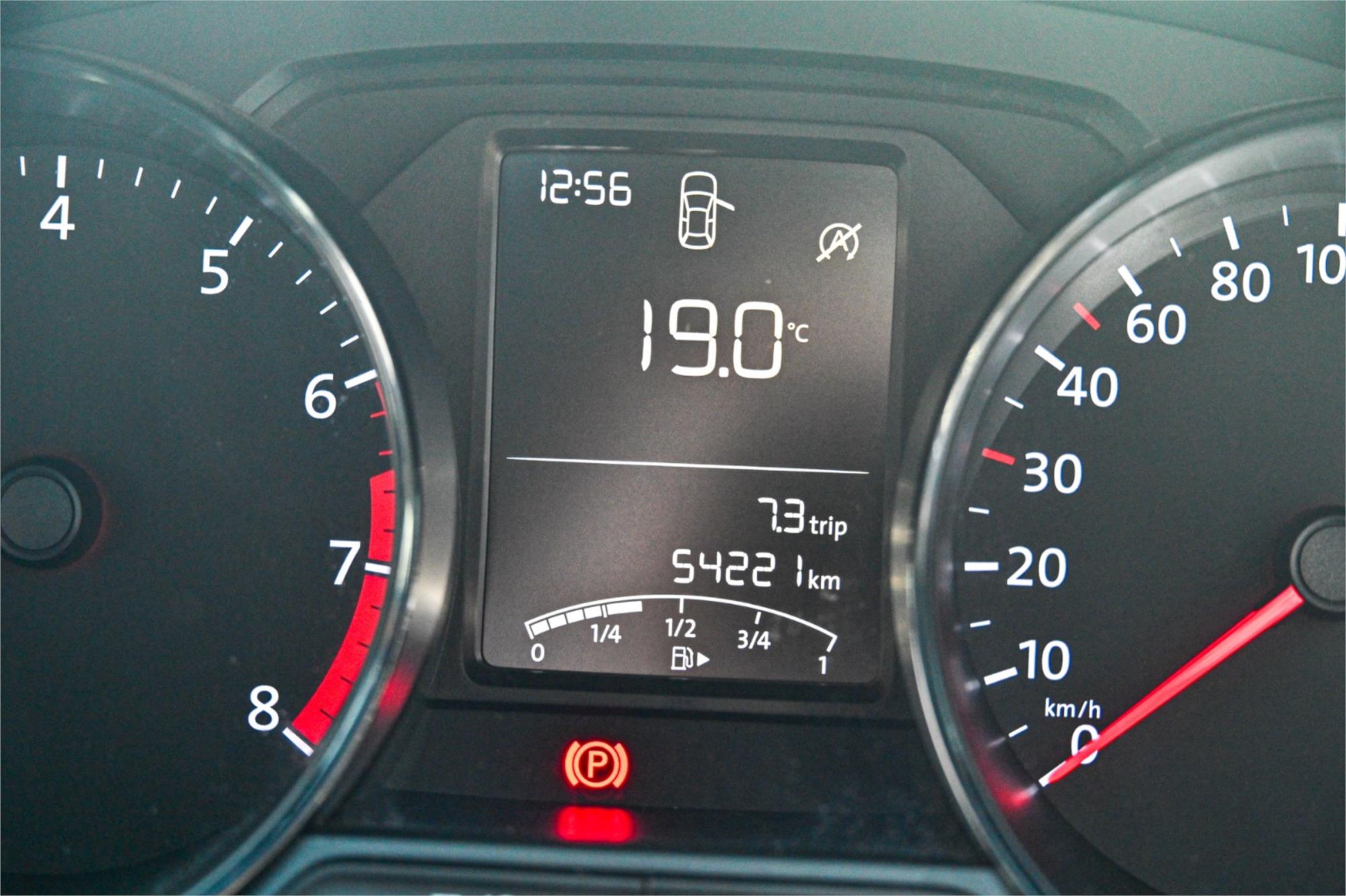2015 VOLKSWAGEN POLO 6R MY15 66 TSI TRENDLINE 5 SP MANUAL 5D HATCHBACK