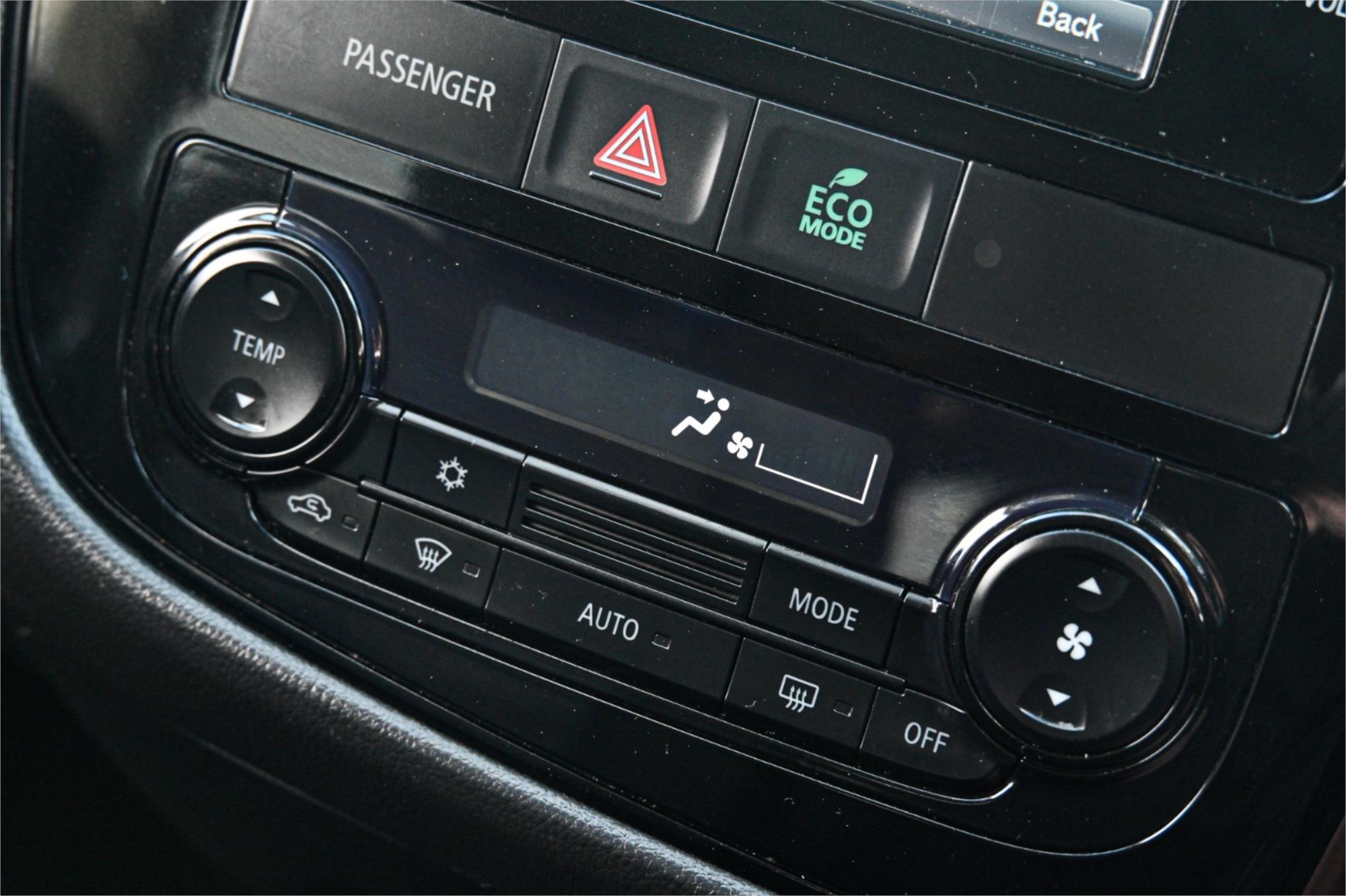 2016 MITSUBISHI OUTLANDER ZK MY16 LS (4x2) CONTINUOUS VARIABLE 4D WAGON