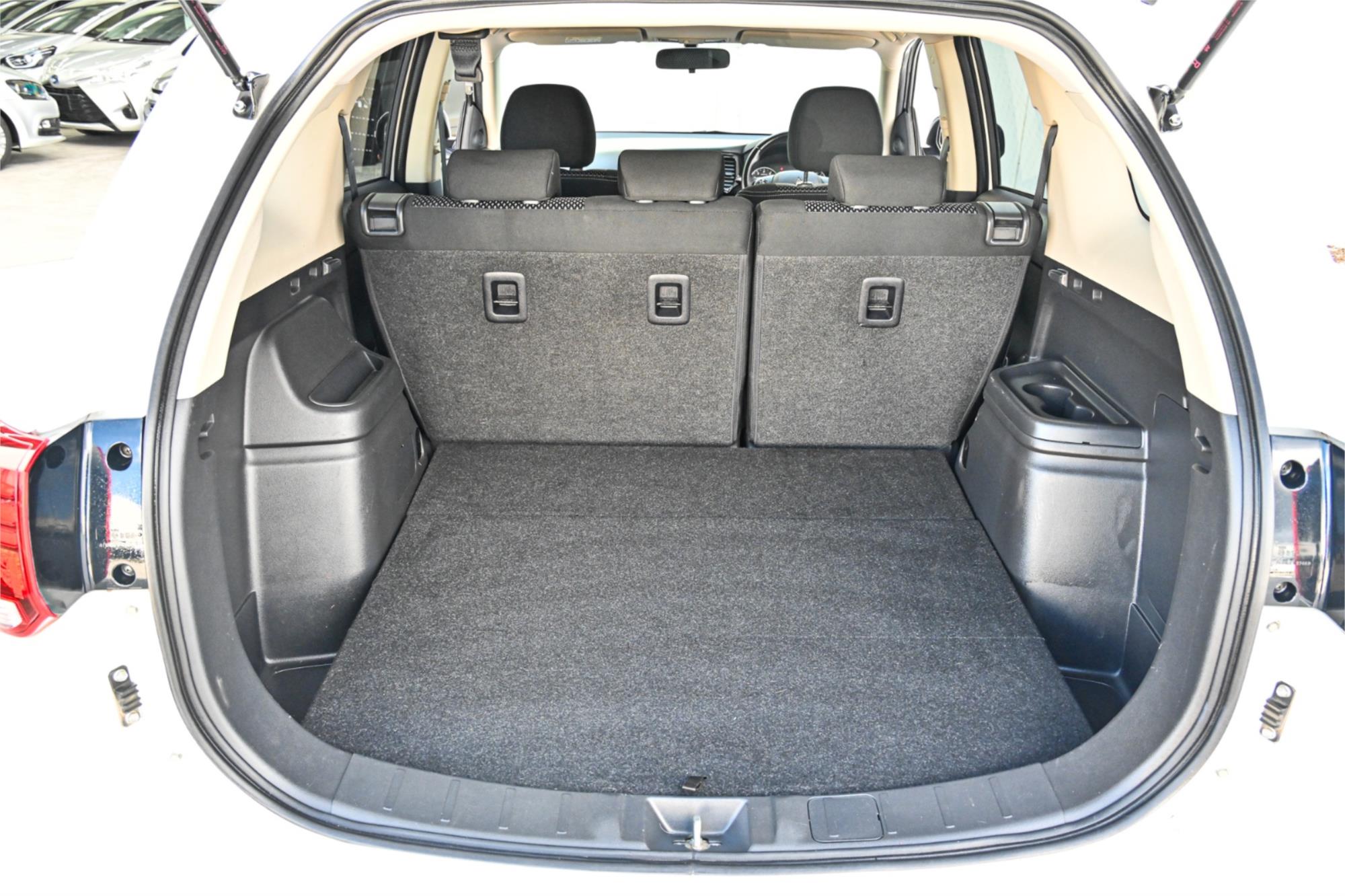 2016 MITSUBISHI OUTLANDER ZK MY16 LS (4x2) CONTINUOUS VARIABLE 4D WAGON