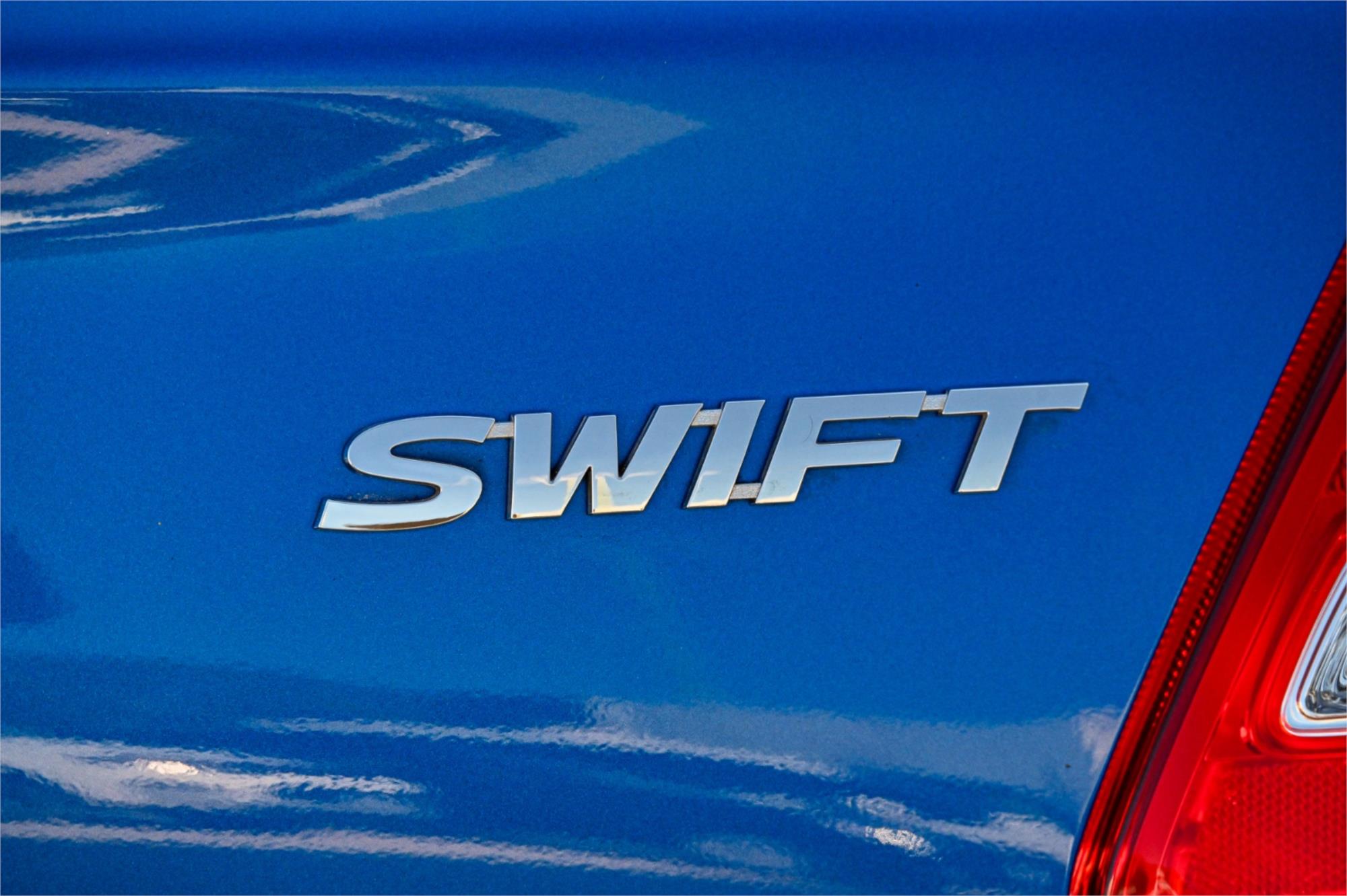 2017 SUZUKI SWIFT AZ GL PLUS (QLD) CONTINUOUS VARIABLE 5D HATCHBACK