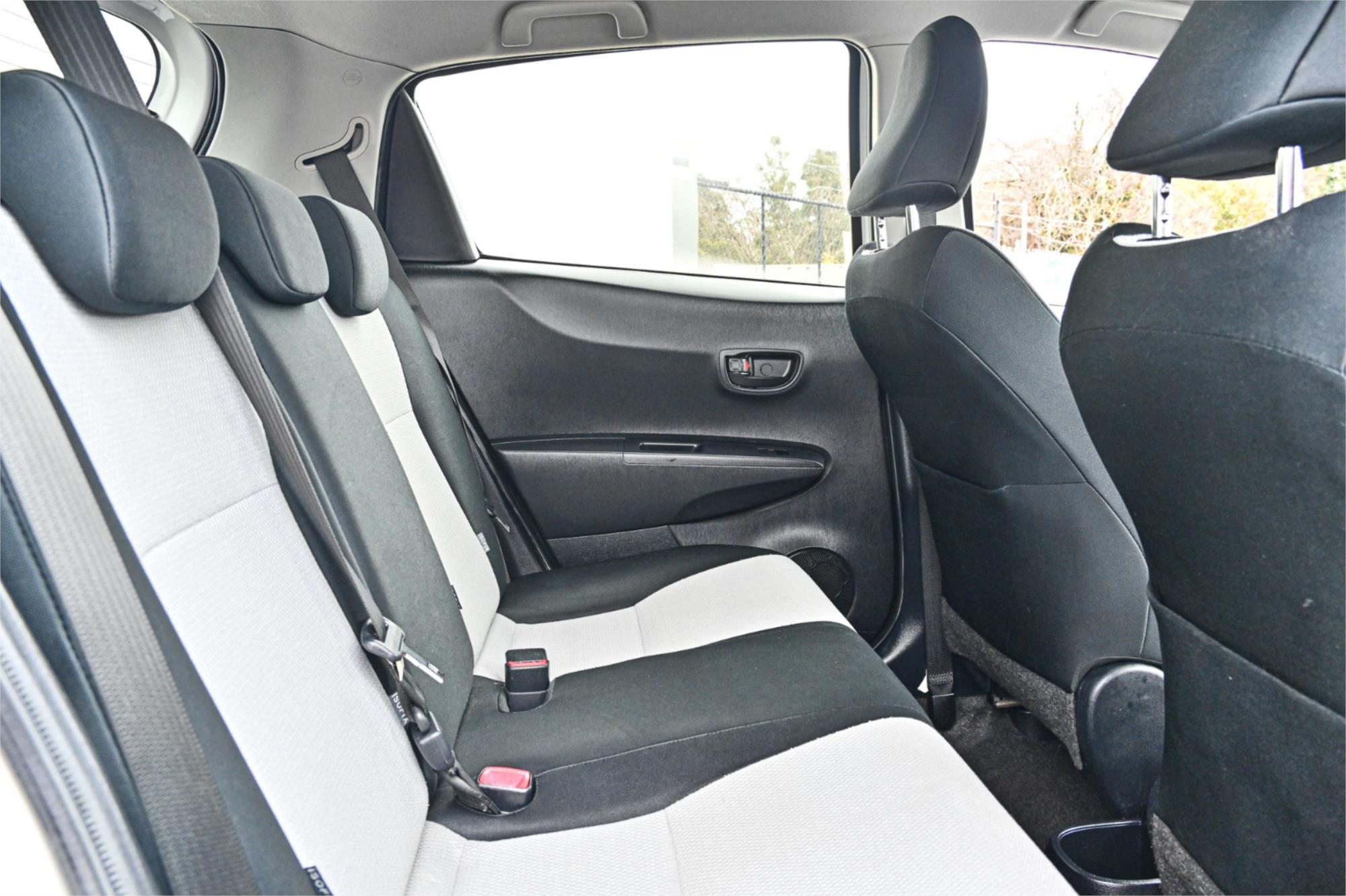 2012 TOYOTA YARIS NCP130R YR 4 SP AUTOMATIC 3D HATCHBACK