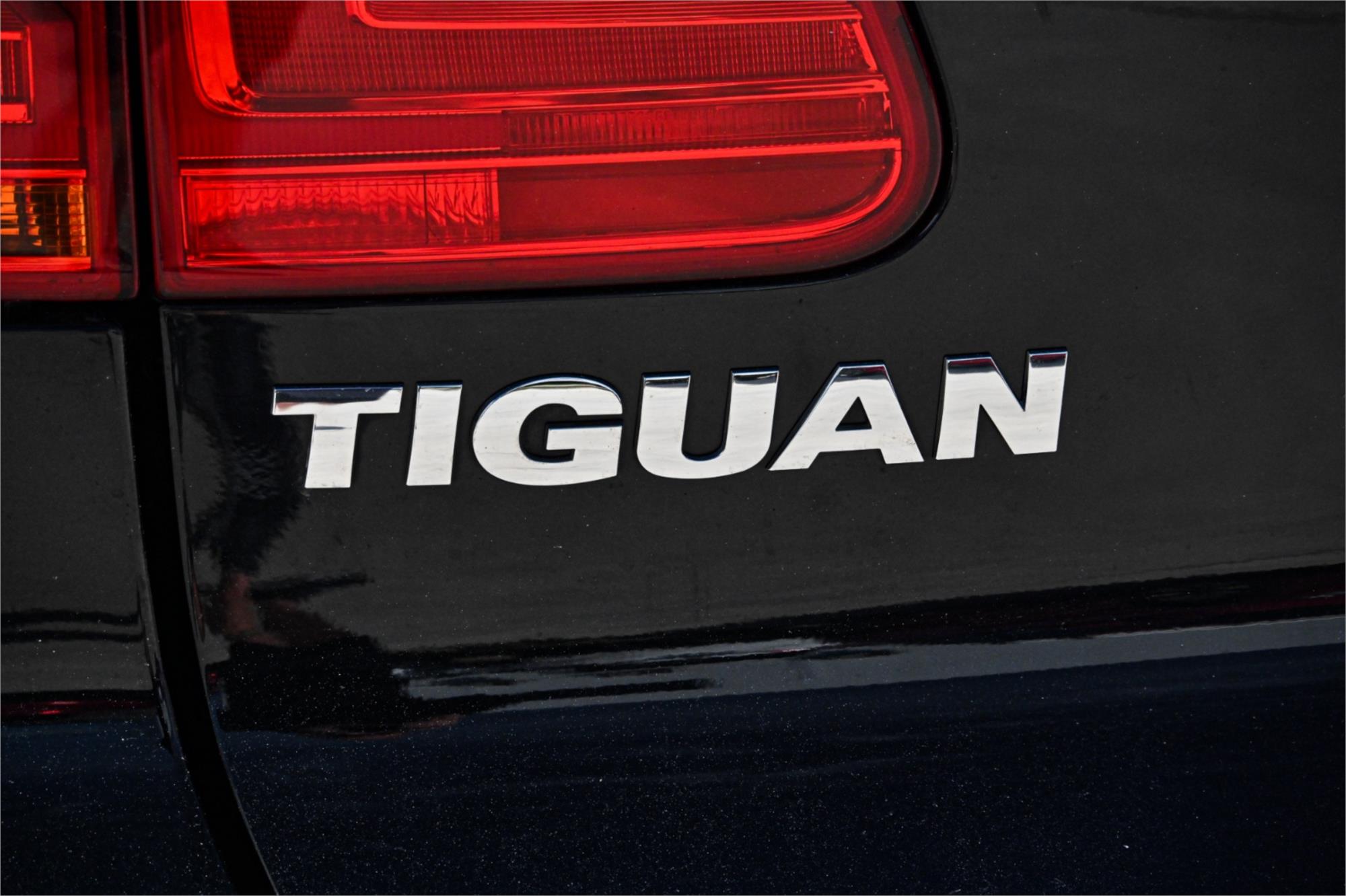 2011 VOLKSWAGEN TIGUAN 5NC MY12 155 TSI (4x4) 7 SP AUTO DIRECT SHIFT 4D WAGON