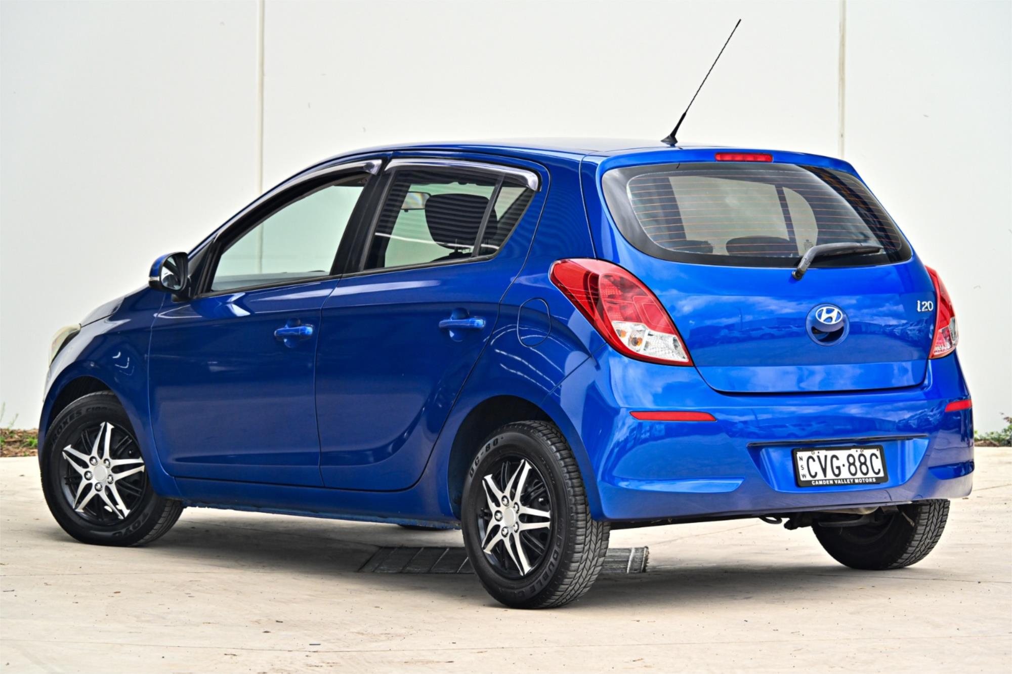 2014 HYUNDAI i20 PB MY14 ACTIVE 4 SP AUTOMATIC 3D HATCHBACK