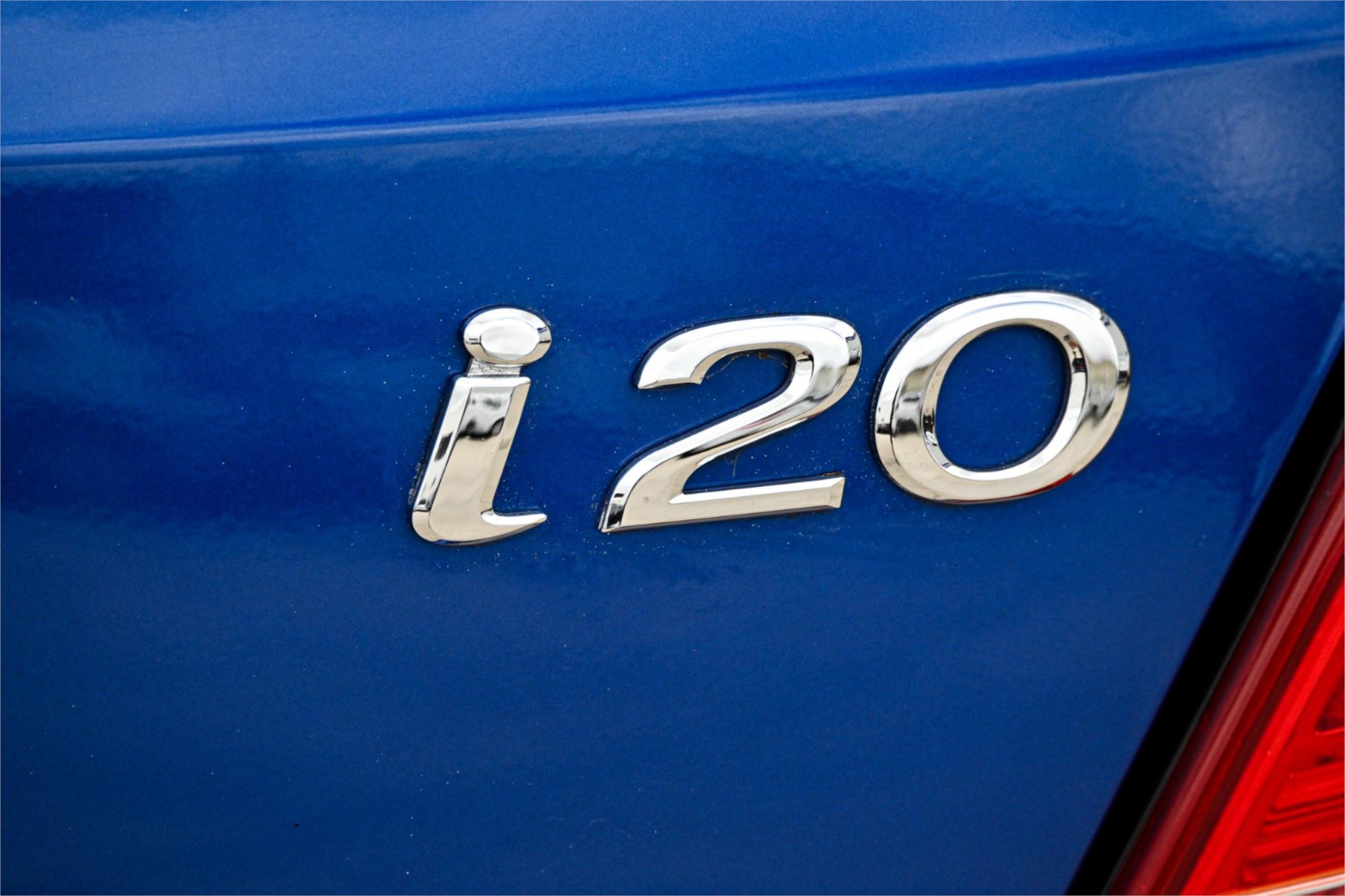 2014 HYUNDAI i20 PB MY14 ACTIVE 4 SP AUTOMATIC 3D HATCHBACK