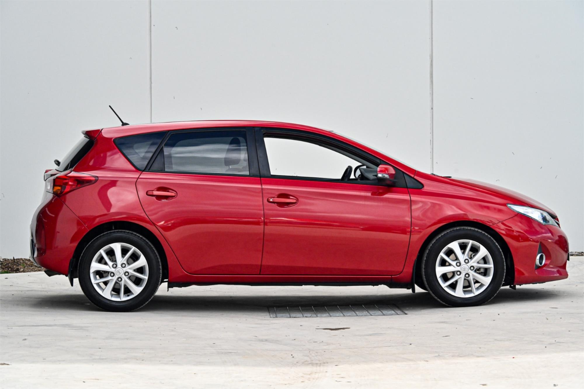 2013 TOYOTA COROLLA ZRE182R ASCENT CVT AUTO 7 SP SEQUENTIAL 5D HATCHBACK