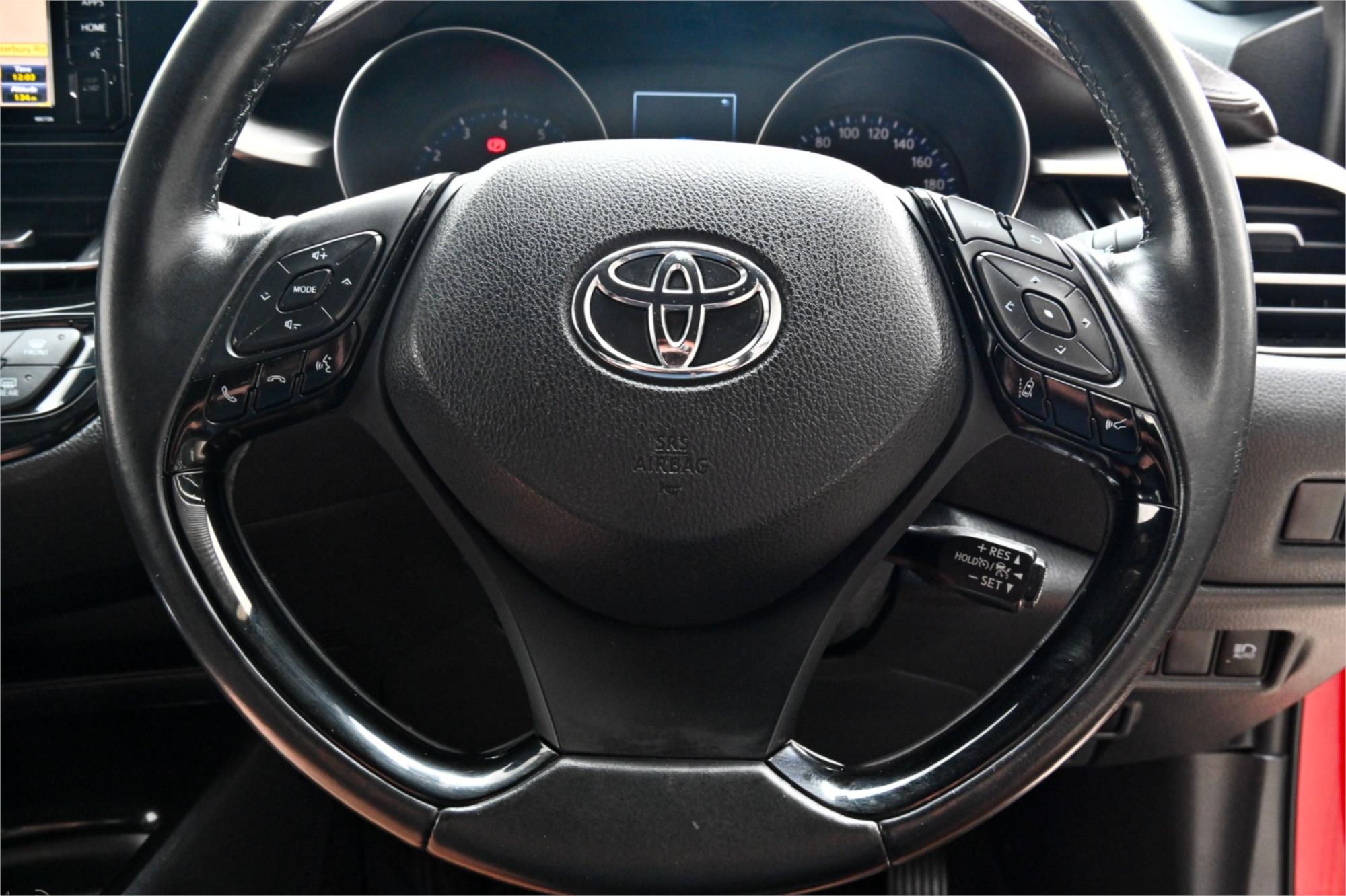 2017 TOYOTA C-HR NGX50R KOBA (AWD) CONTINUOUS VARIABLE 4D WAGON