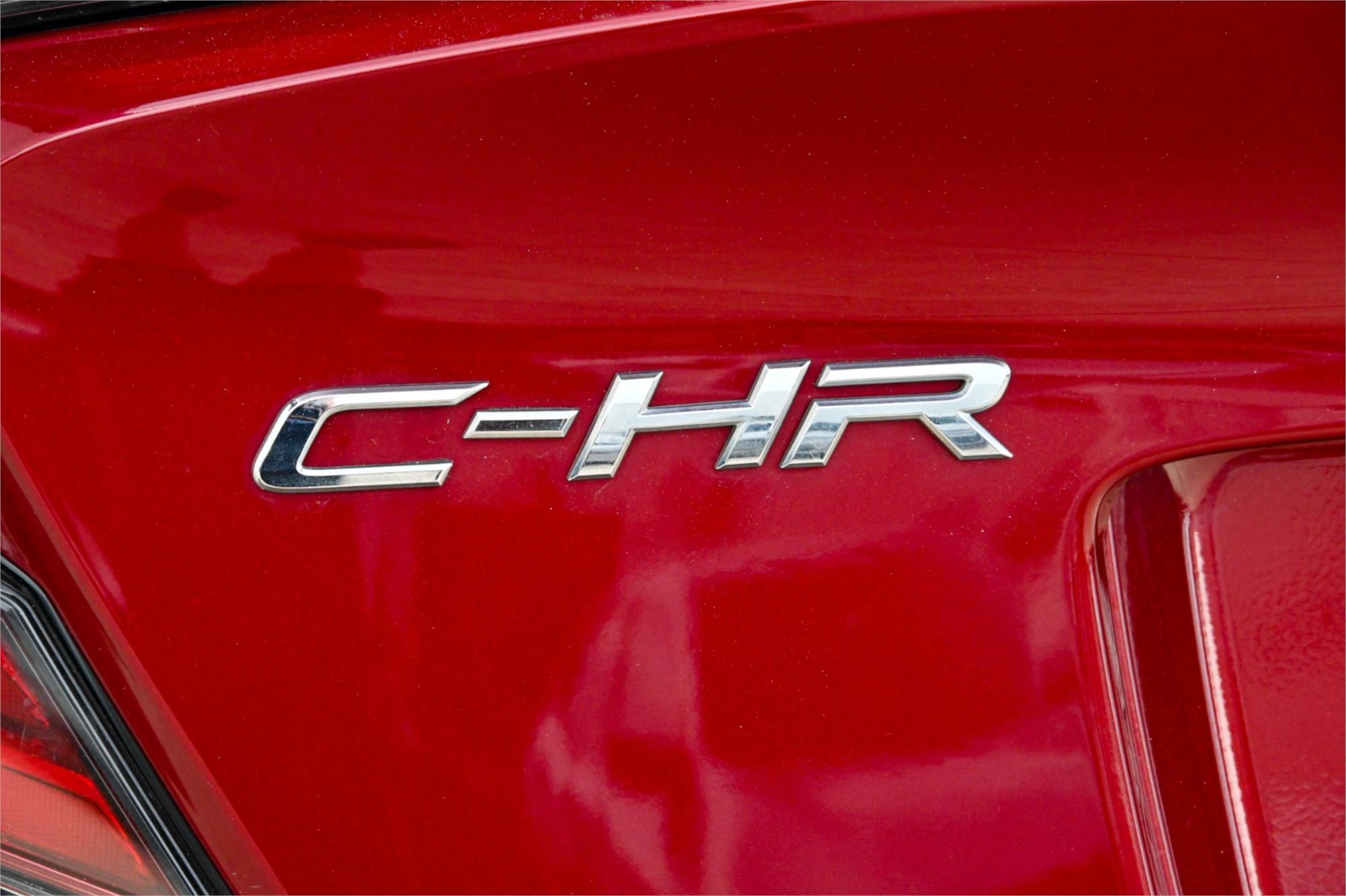 2017 TOYOTA C-HR NGX50R KOBA (AWD) CONTINUOUS VARIABLE 4D WAGON