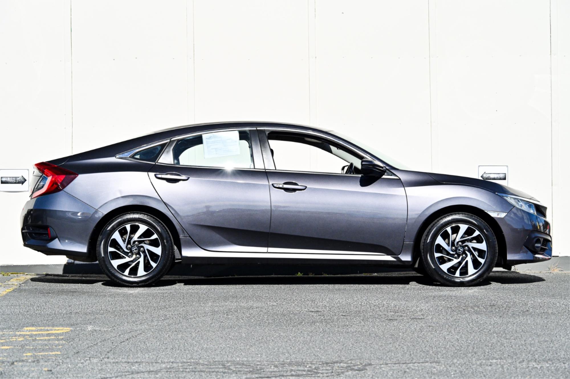 2016 HONDA CIVIC SERIES 2 MY15 VTi-S 5 SP AUTOMATIC 4D SEDAN