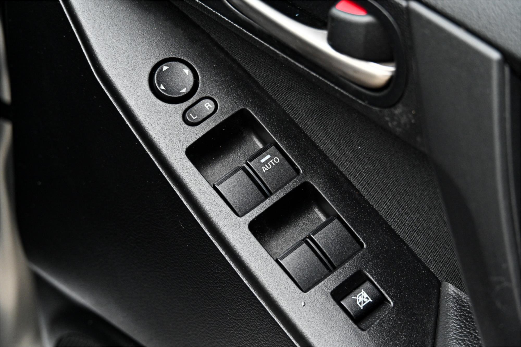 2011 MAZDA MAZDA3 BL 10 UPGRADE NEO 6 SP MANUAL 5D HATCHBACK