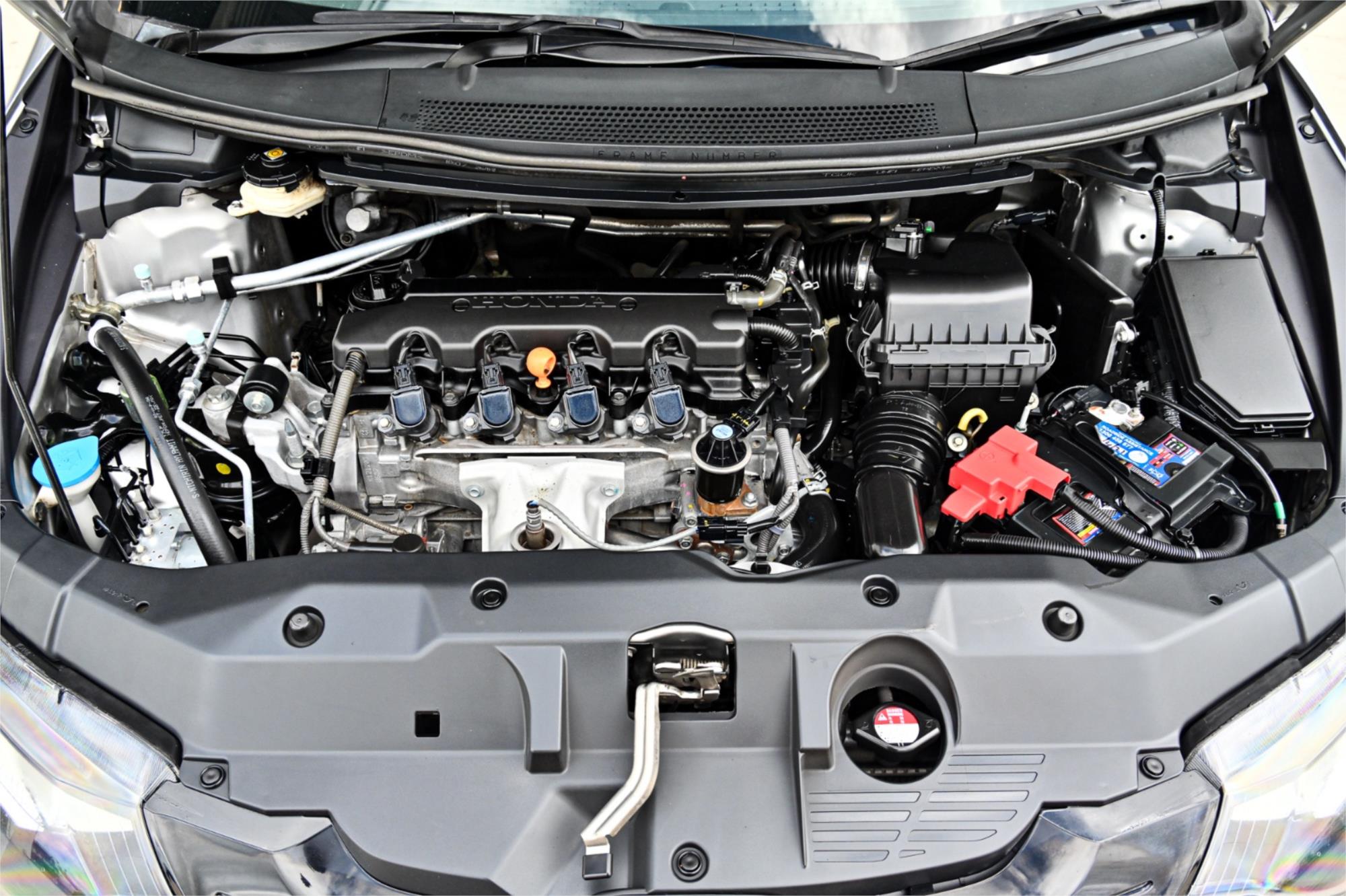 2013 HONDA CIVIC SERIES 2 VTi-LN 5 SP AUTOMATIC 4D SEDAN