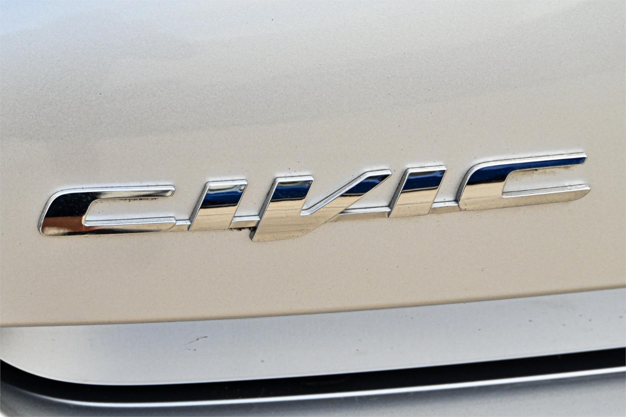 2013 HONDA CIVIC SERIES 2 VTi-LN 5 SP AUTOMATIC 4D SEDAN