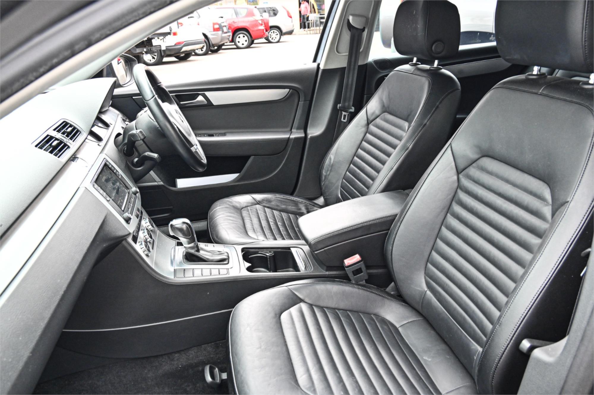 2013 VOLKSWAGEN PASSAT 3C MY13.5 130 TDI HIGHLINE 6 SP AUTO DIRECT SHIFT 4D SEDAN
