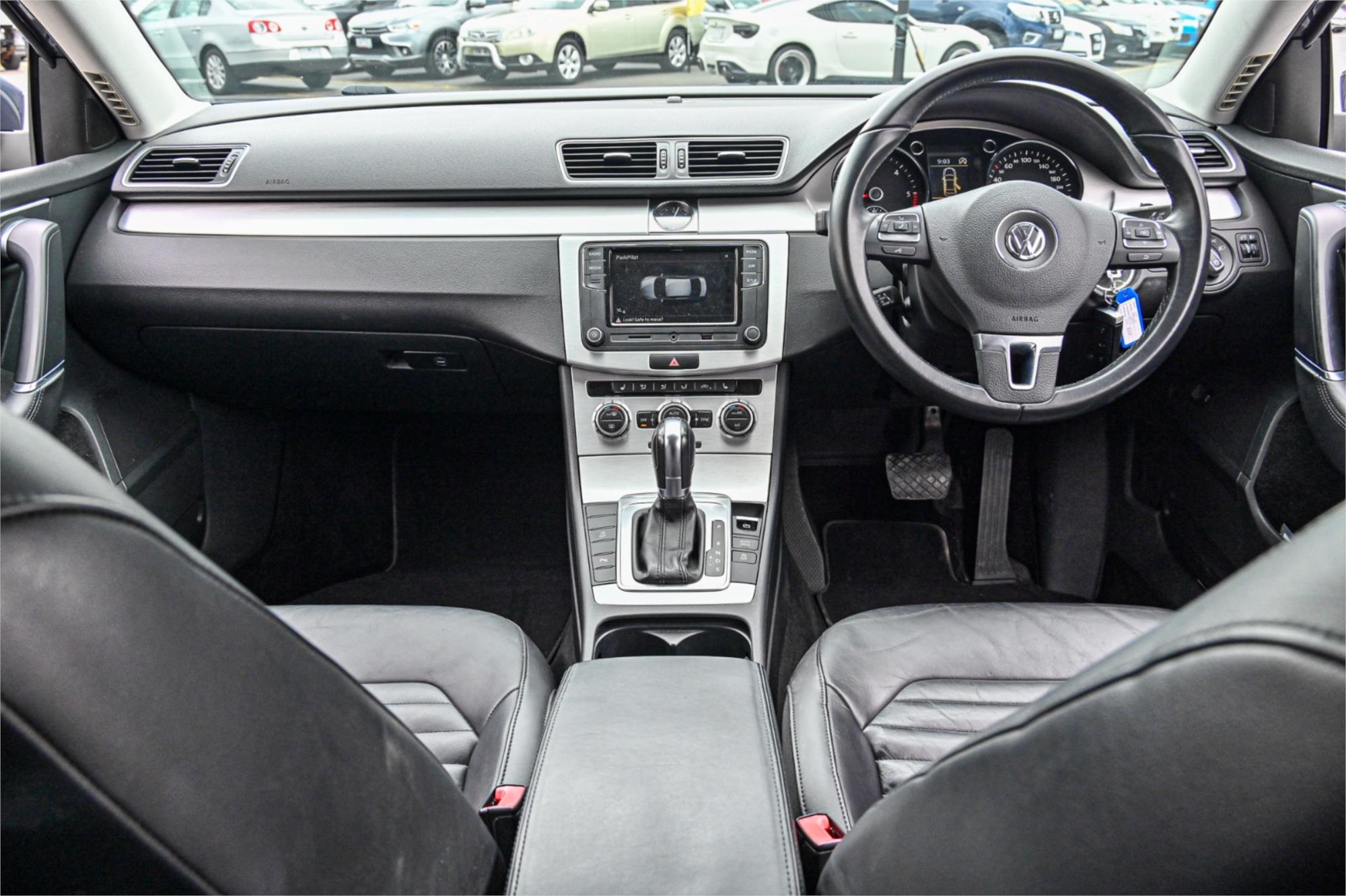 2013 VOLKSWAGEN PASSAT 3C MY13.5 130 TDI HIGHLINE 6 SP AUTO DIRECT SHIFT 4D SEDAN