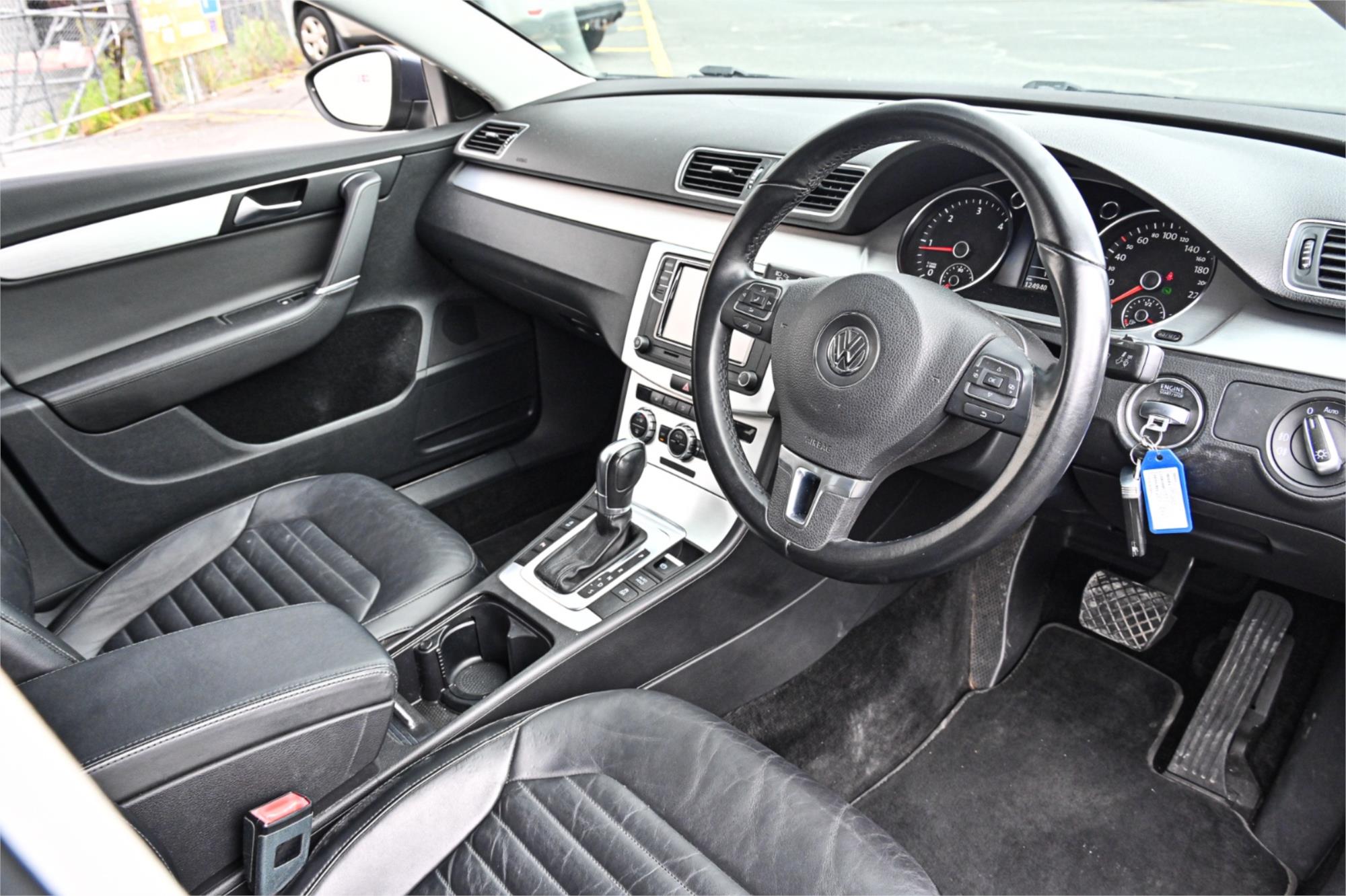 2013 VOLKSWAGEN PASSAT 3C MY13.5 130 TDI HIGHLINE 6 SP AUTO DIRECT SHIFT 4D SEDAN