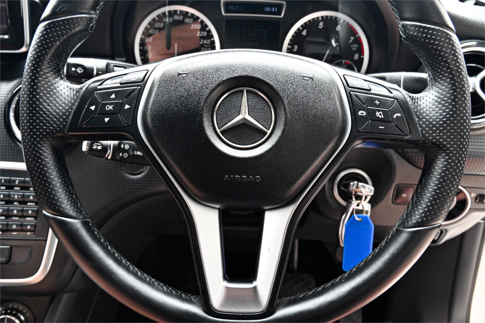 2013 MERCEDES-BENZ A180 176 BE 7 SP AUTOMATIC 5D HATCHBACK