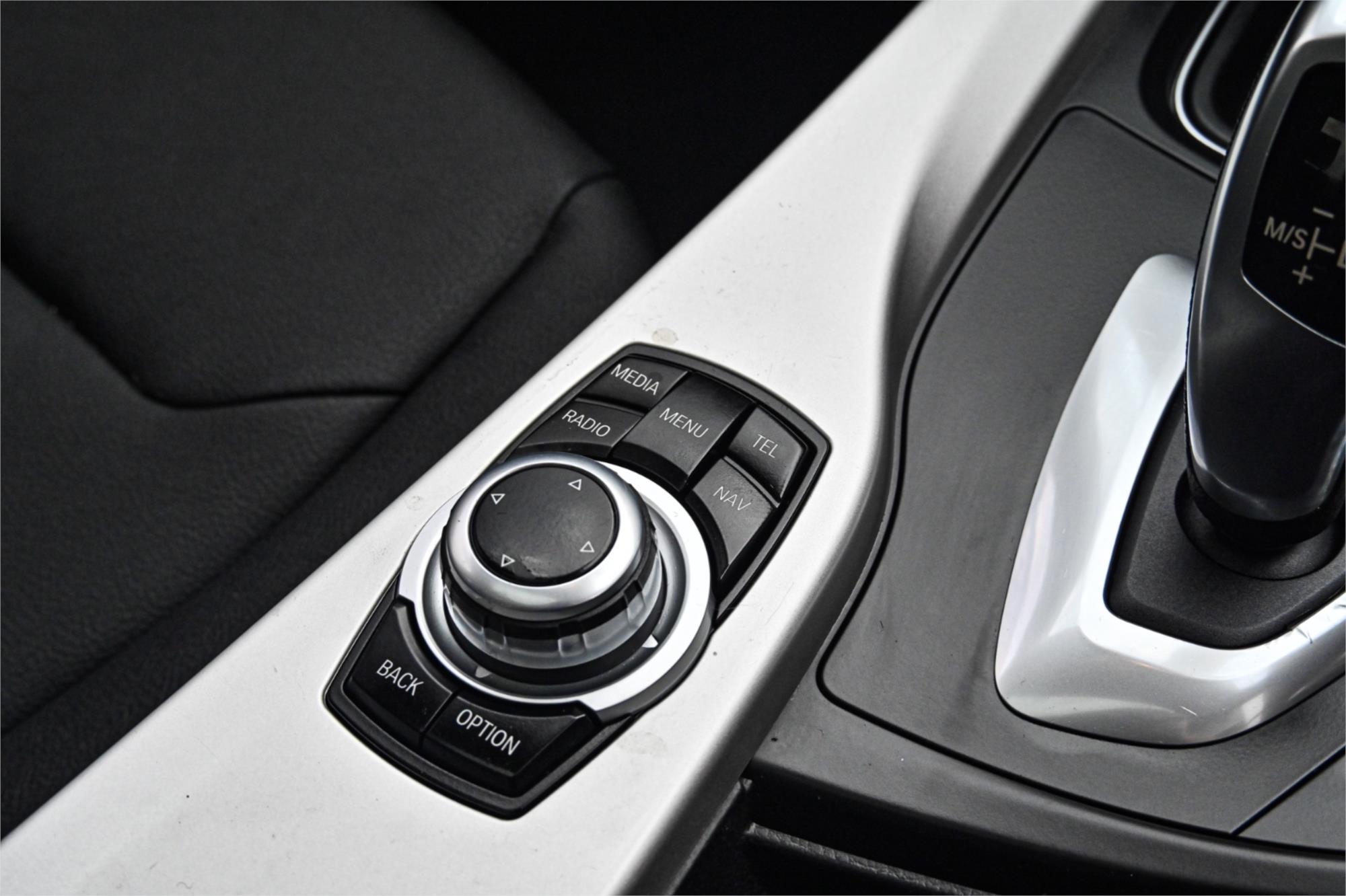2013 BMW 3 F30 MY14 16i 8 SP AUTOMATIC 4D SEDAN