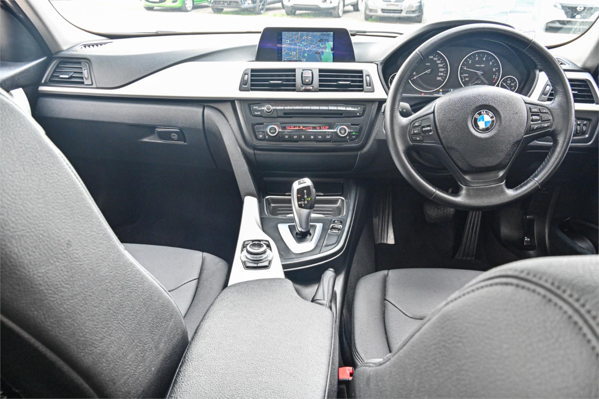 2013 BMW 3 F30 MY14 16i 8 SP AUTOMATIC 4D SEDAN