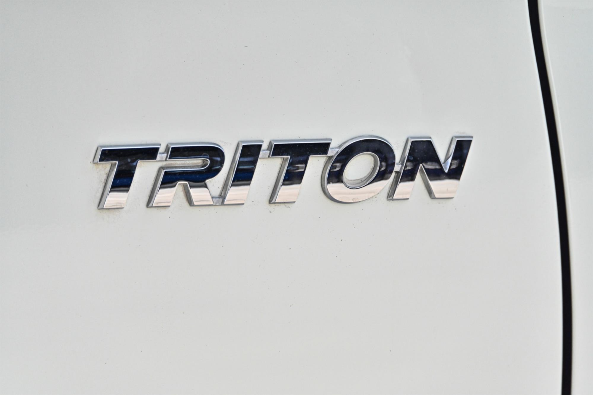 2017 MITSUBISHI TRITON MQ MY17 GLX (4x4) 6 SP MANUAL C/CHAS