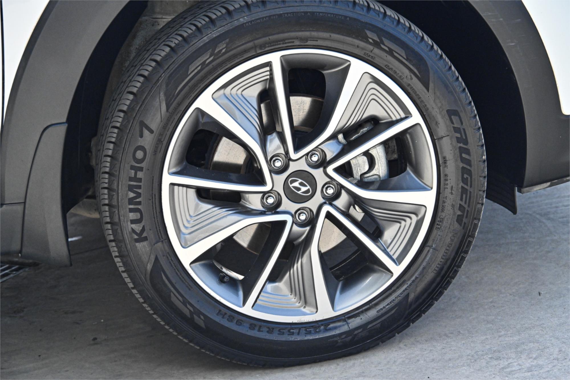2018 HYUNDAI TUCSON TL MY18 ACTIVE X (SUNROOF) (FWD) 6 SP MANUAL 4D WAGON