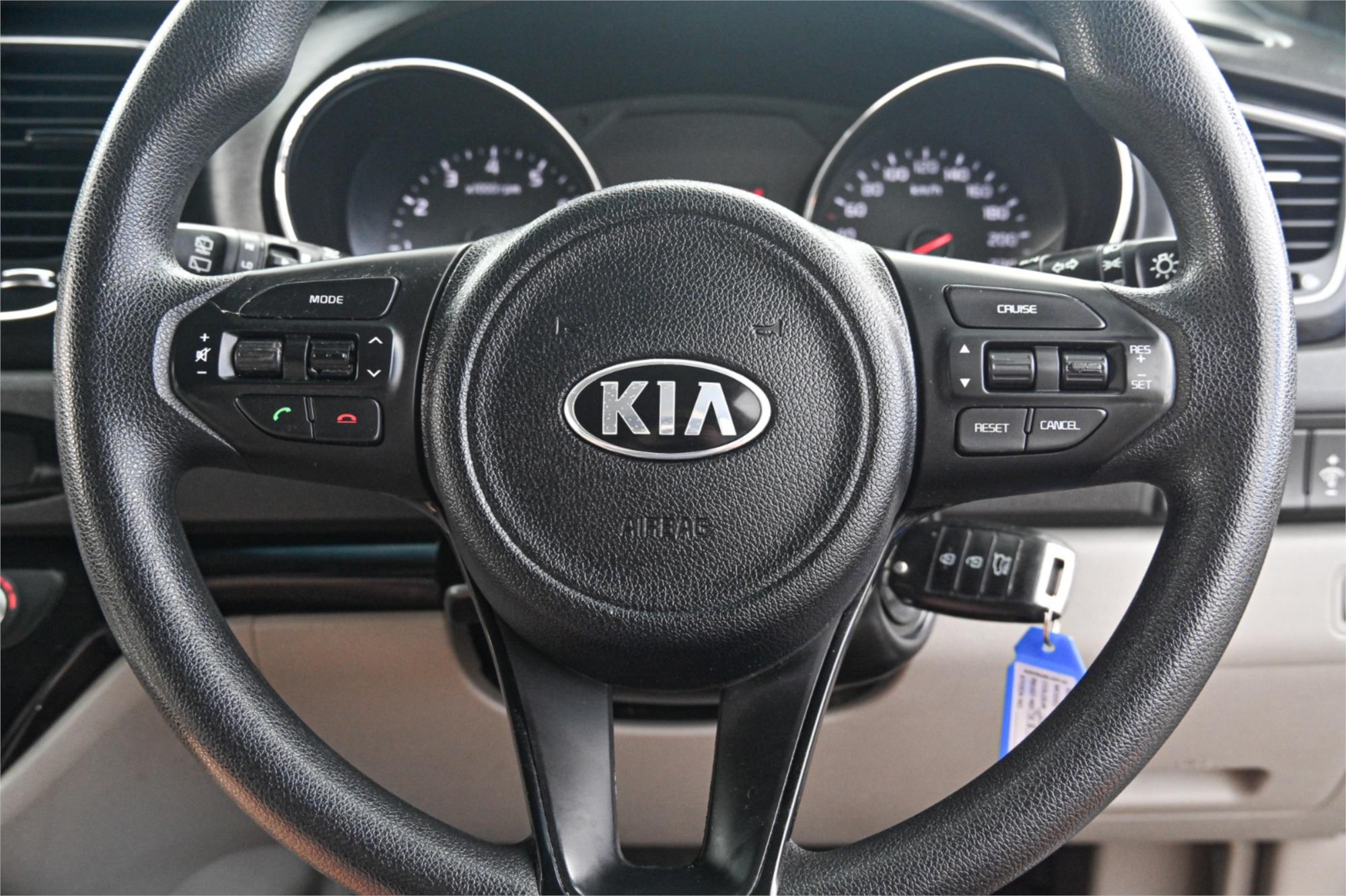 2018 KIA CARNIVAL YP PE MY19 S 8 SP AUTOMATIC 4D WAGON