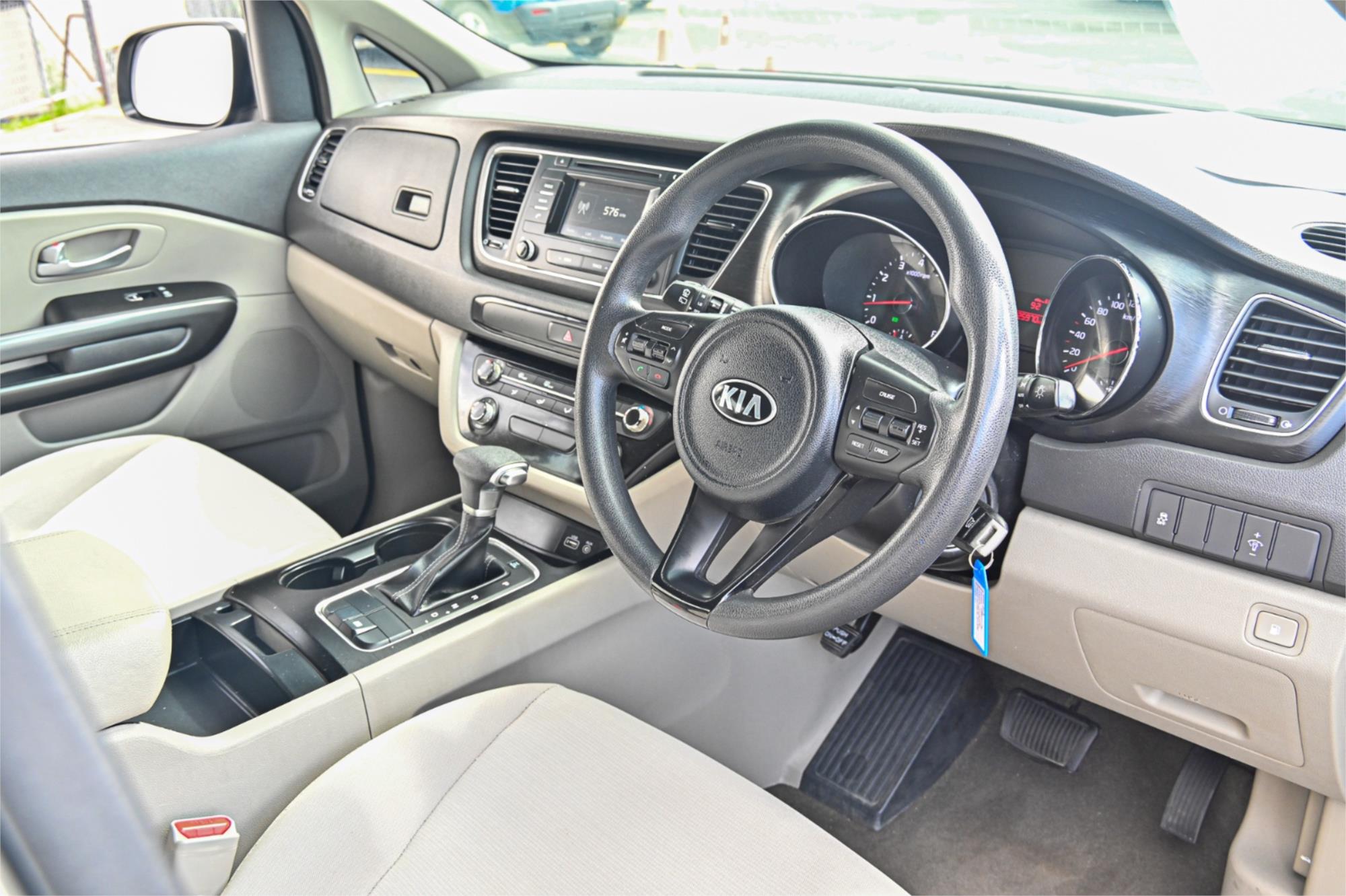 2018 KIA CARNIVAL YP PE MY19 S 8 SP AUTOMATIC 4D WAGON