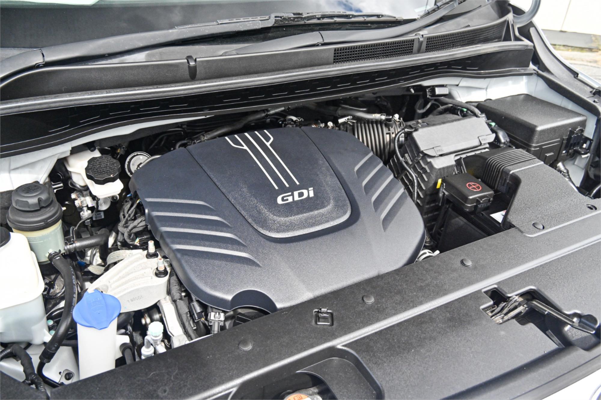 2018 KIA CARNIVAL YP PE MY19 S 8 SP AUTOMATIC 4D WAGON