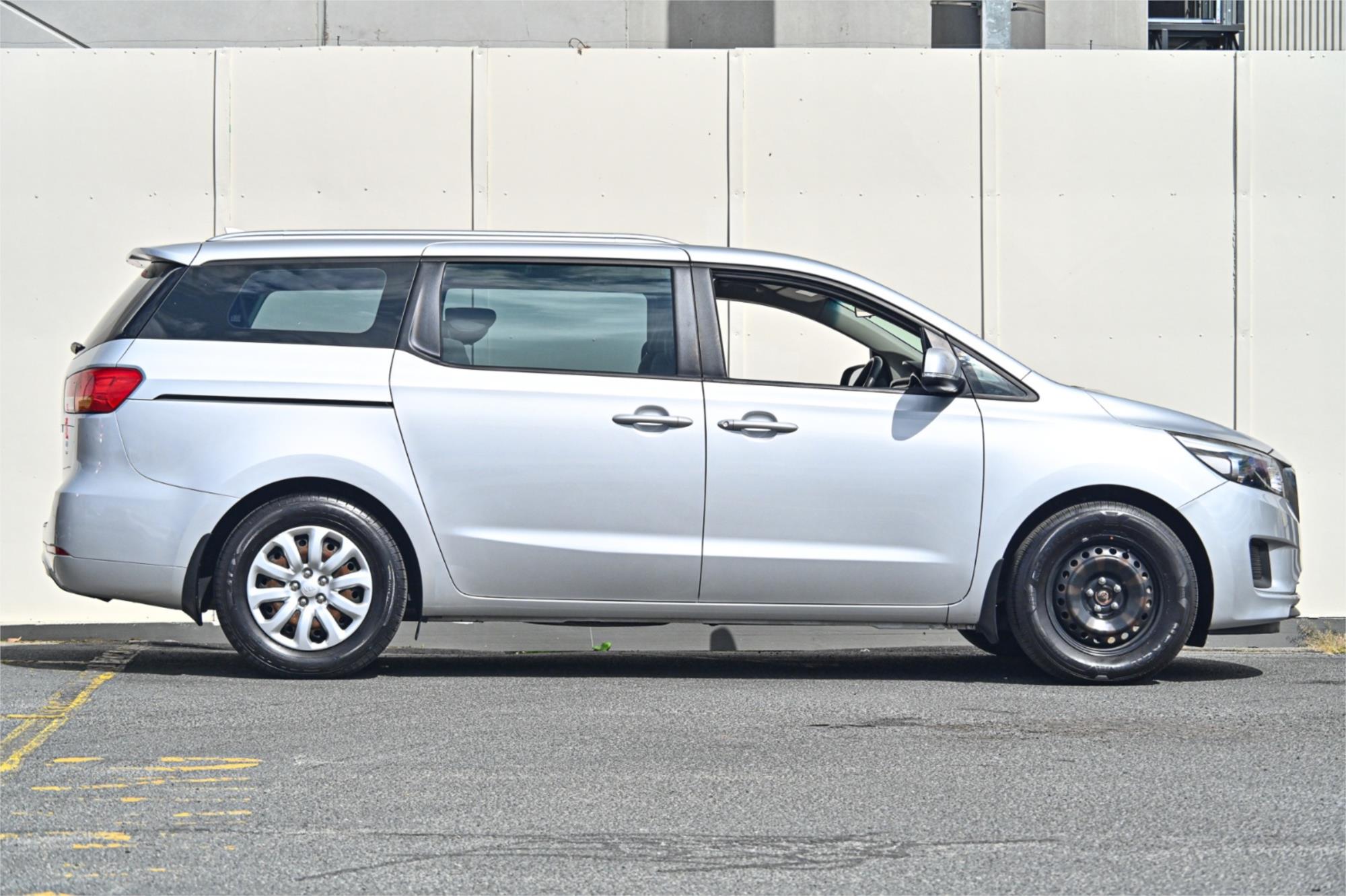 2018 KIA CARNIVAL YP PE MY19 S 8 SP AUTOMATIC 4D WAGON