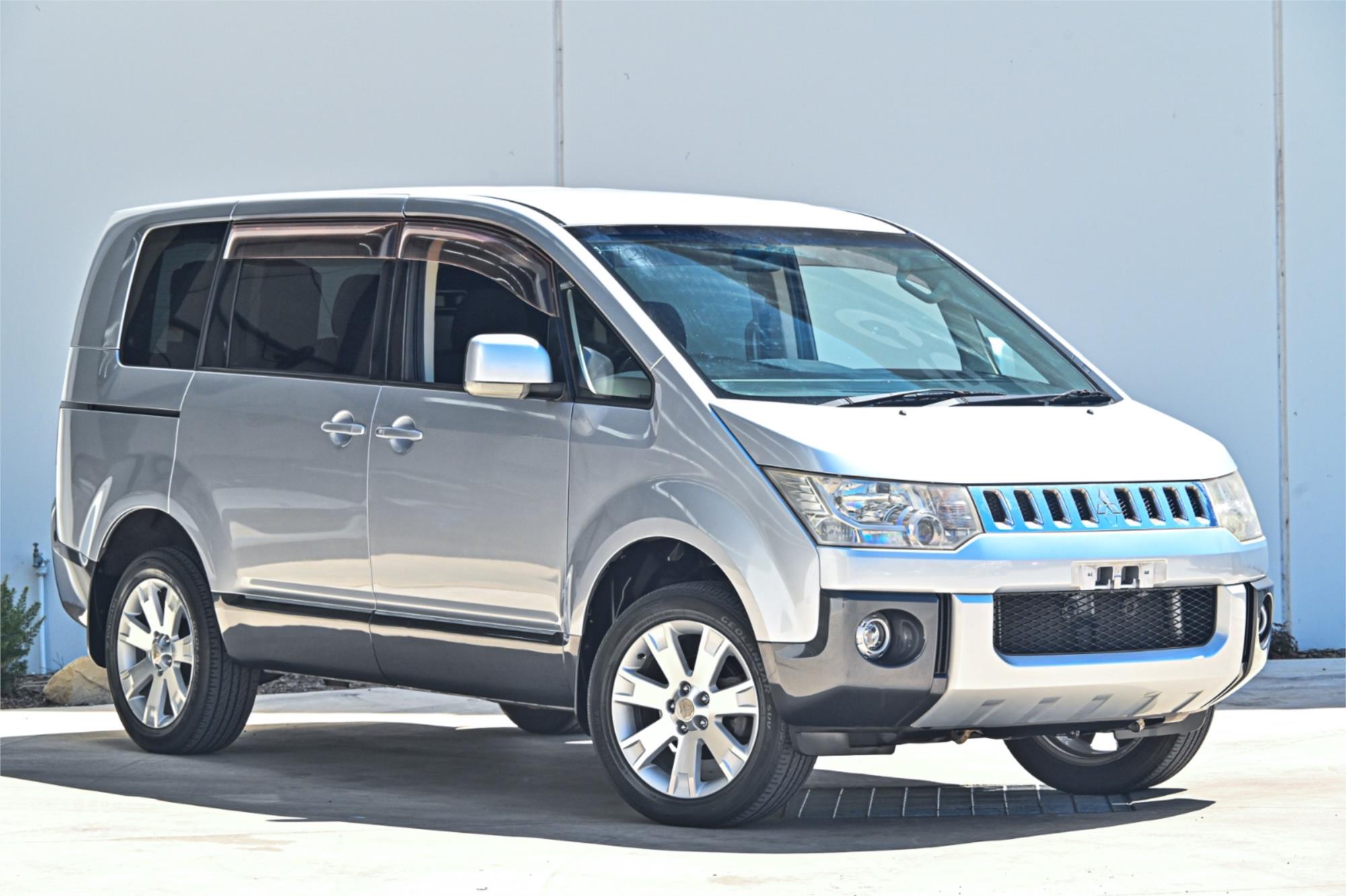 2011 MITSUBISHI DELICA CV5W D5 CONTINUOUS VARIABLE WAGON