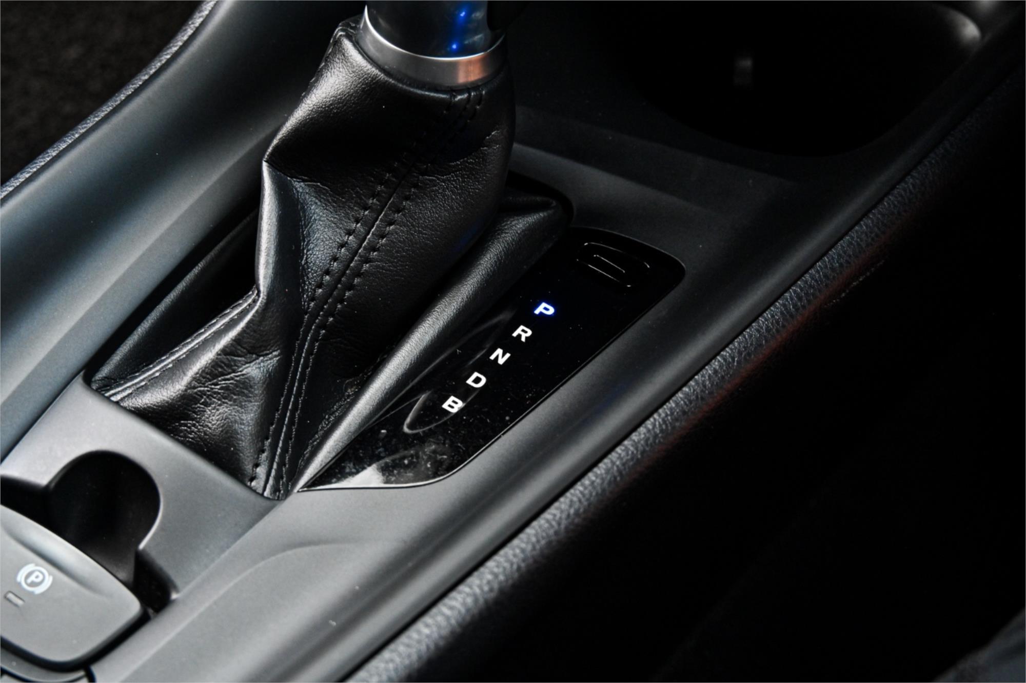 2018 TOYOTA C-HR NGX10R UPDATE (2WD) CONTINUOUS VARIABLE 4D WAGON