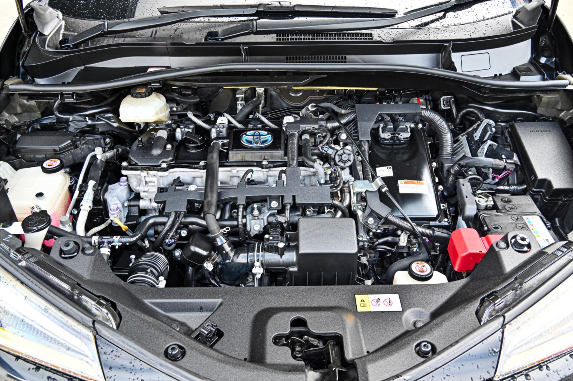 2018 TOYOTA C-HR NGX10R UPDATE (2WD) CONTINUOUS VARIABLE 4D WAGON