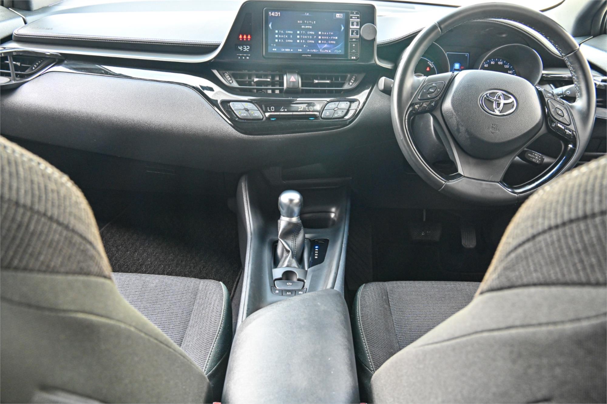 2018 TOYOTA C-HR NGX10R UPDATE (2WD) CONTINUOUS VARIABLE 4D WAGON