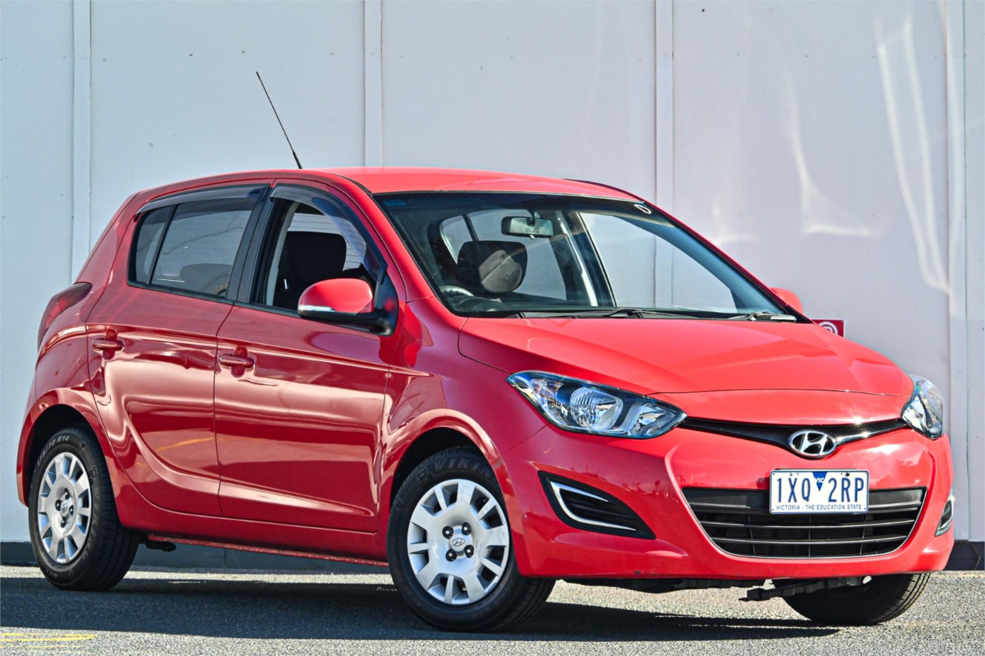 2013 HYUNDAI i20 PB MY12.5 ACTIVE 4 SP AUTOMATIC 3D HATCHBACK
