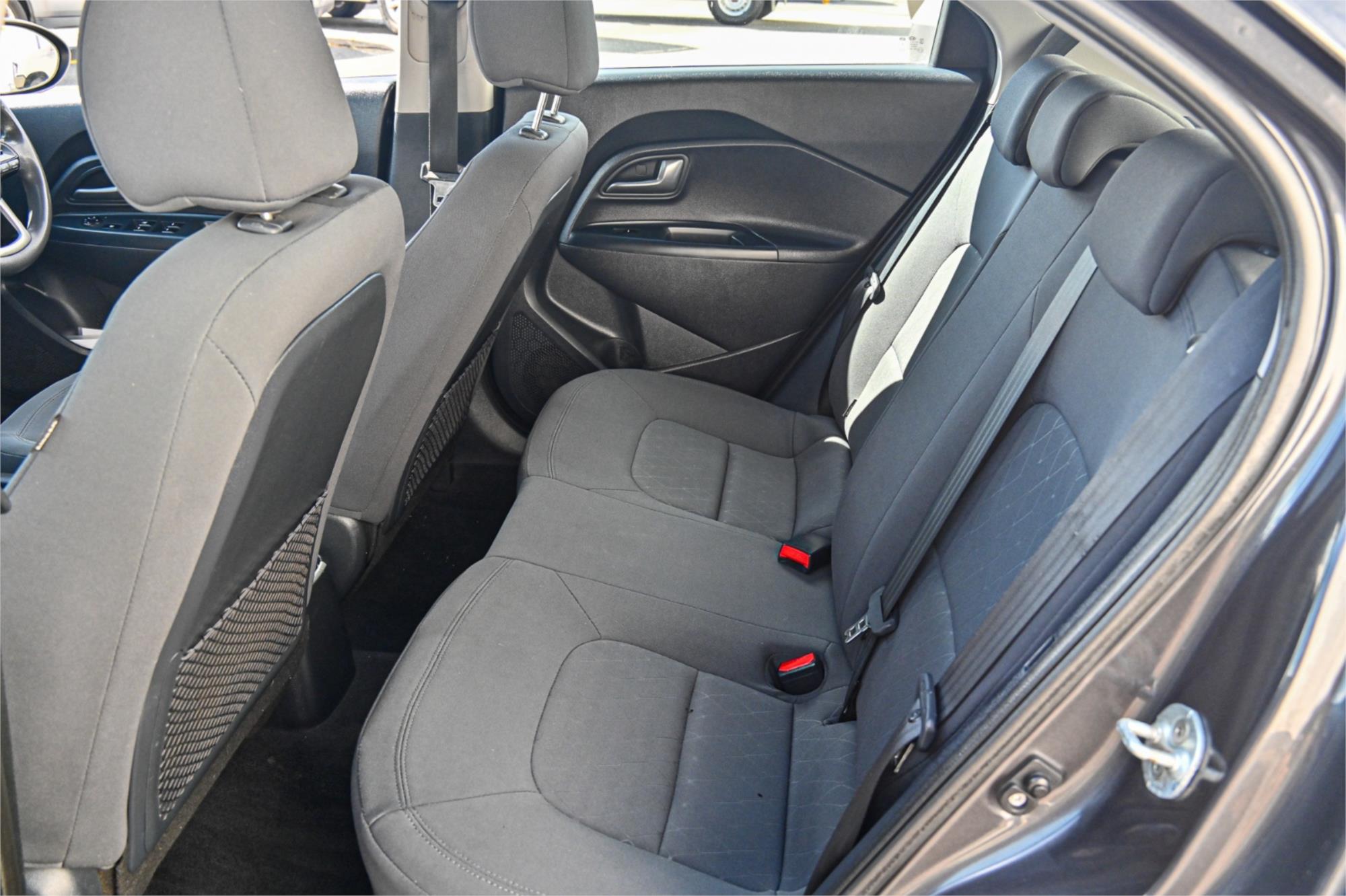 2016 KIA RIO UB MY16 SI 6 SP AUTOMATIC 5D HATCHBACK