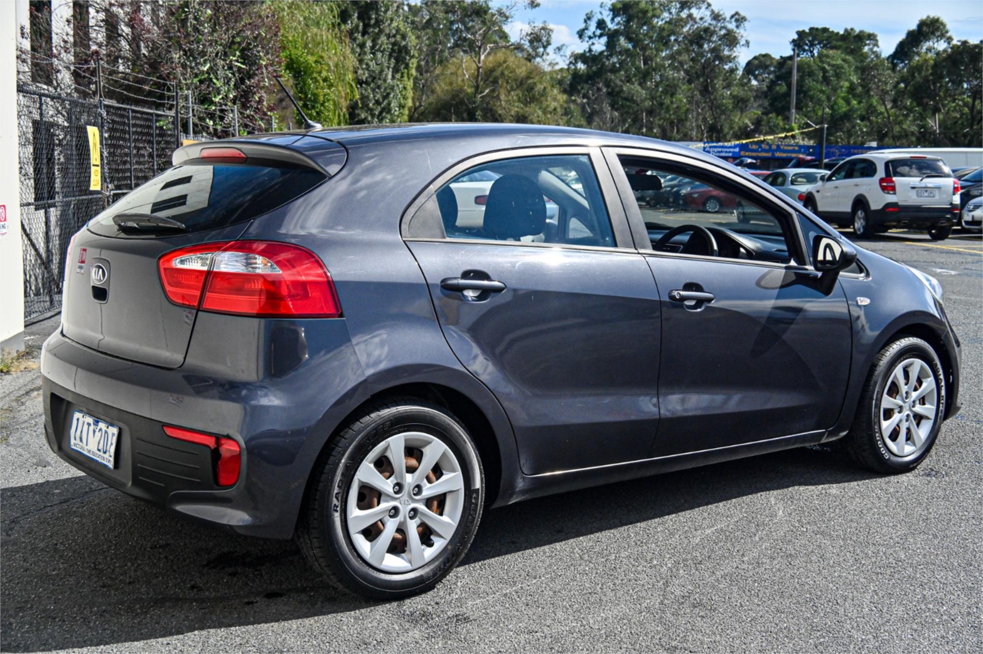 2016 KIA RIO UB MY16 SI 6 SP AUTOMATIC 5D HATCHBACK