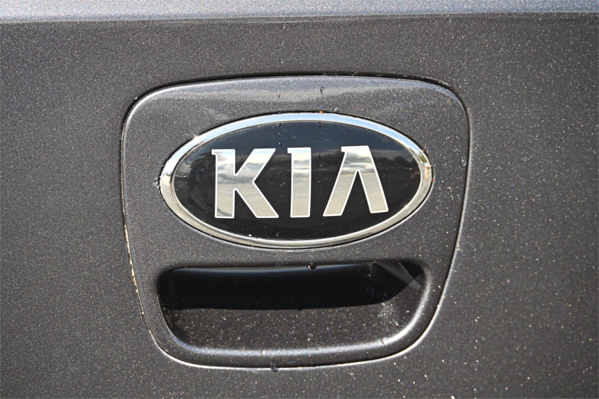2016 KIA RIO UB MY16 SI 6 SP AUTOMATIC 5D HATCHBACK