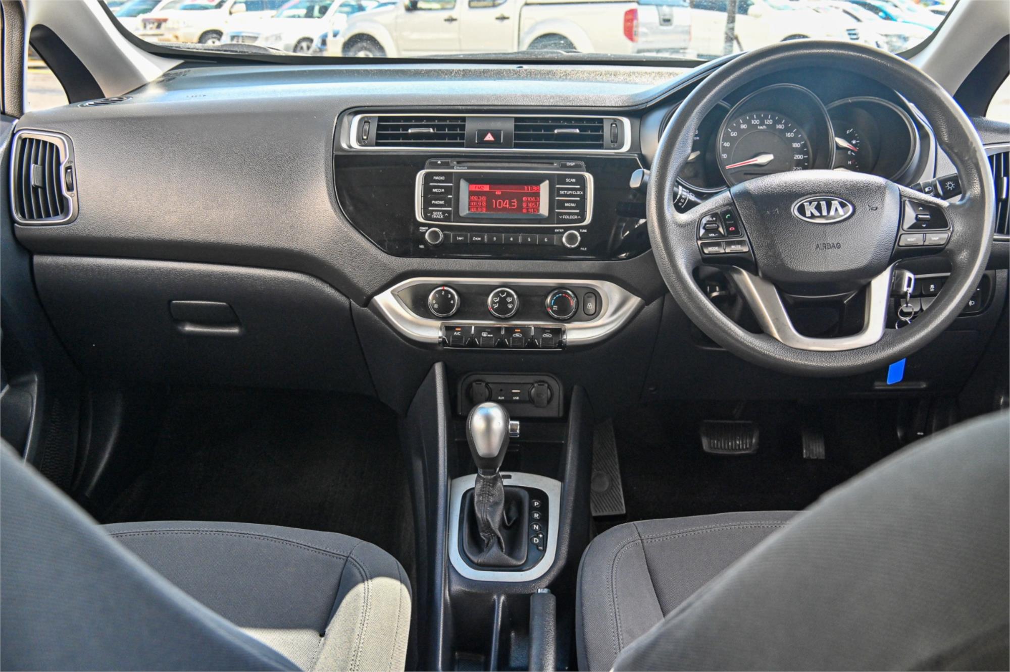 2016 KIA RIO UB MY16 SI 6 SP AUTOMATIC 5D HATCHBACK