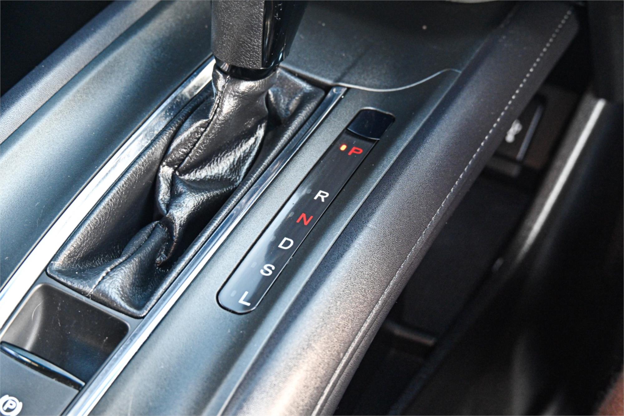 2016 HONDA HR-V MY16 VTi CONTINUOUS VARIABLE 4D WAGON