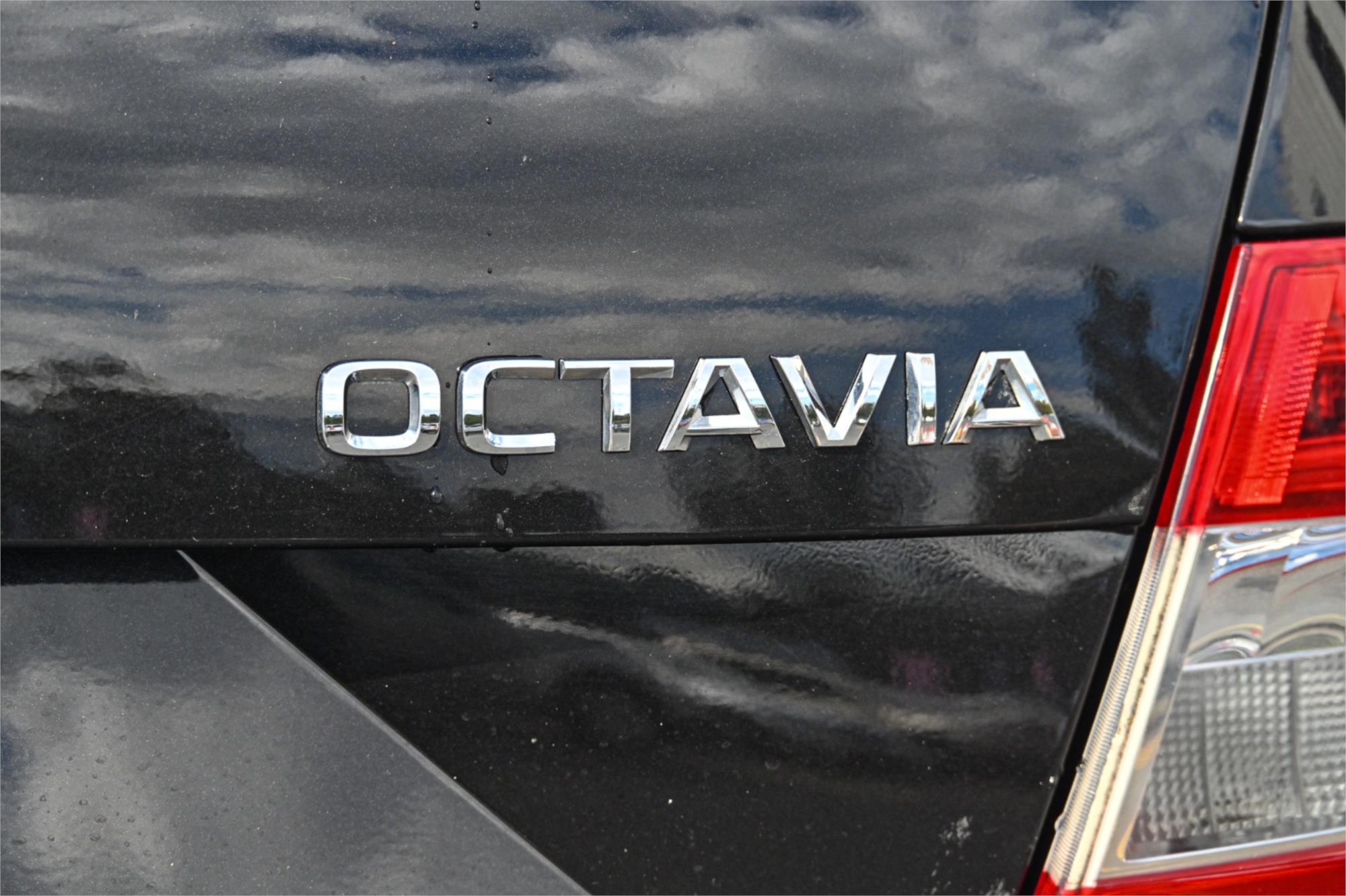 2015 SKODA OCTAVIA NE RS SPORTS AUTOMATIC DUAL CLUTCH LIFTBACK