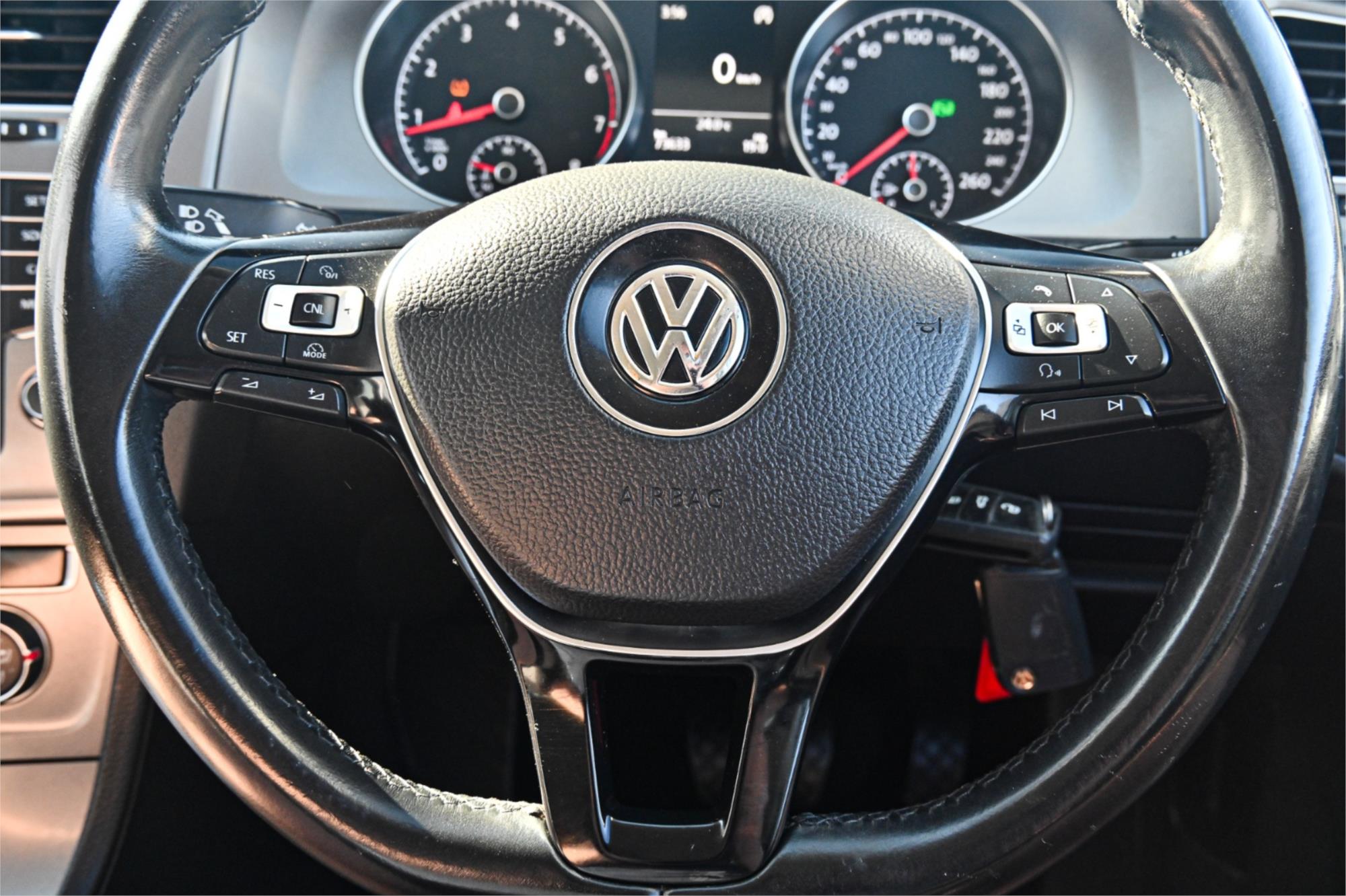 2015 VOLKSWAGEN GOLF AU MY15 90 TSI 7 SP AUTO DIRECT SHIFT 5D HATCHBACK