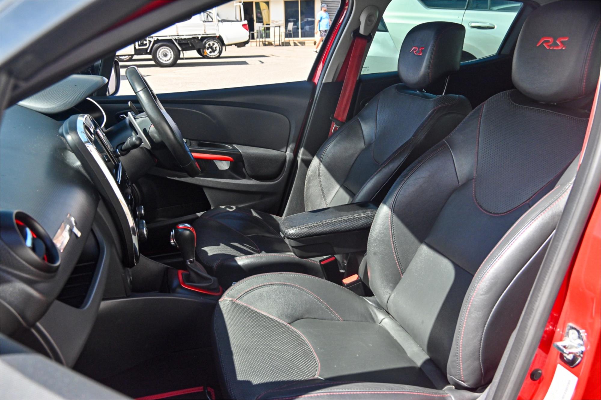 2015 RENAULT CLIO IV B98 R.S. 200 SPORTS AUTOMATIC DUAL CLUTCH HATCHBACK