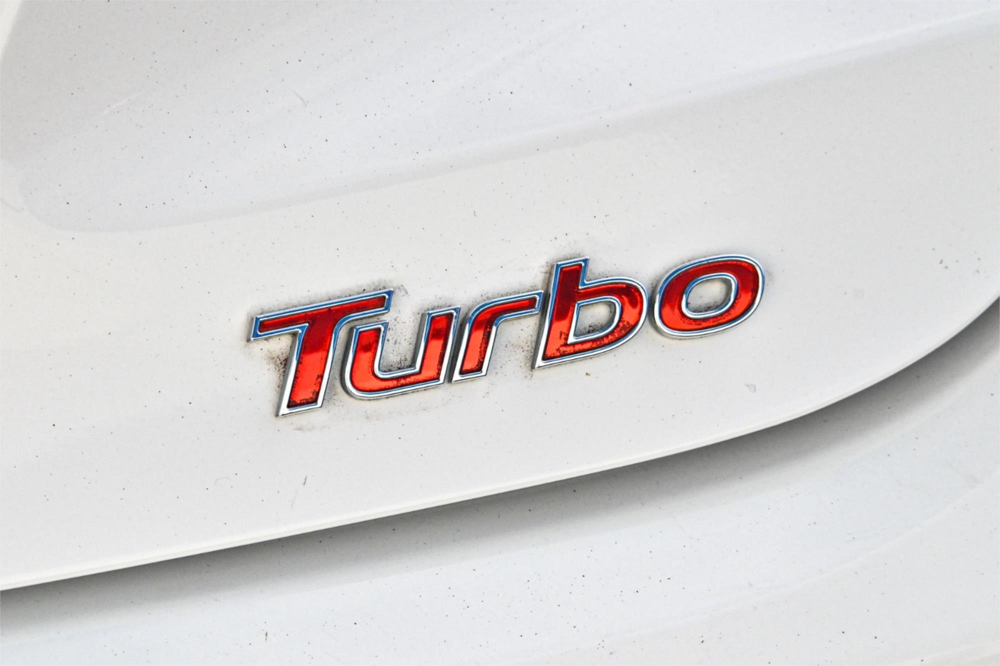 2013 HYUNDAI VELOSTER FS MY13 SR TURBO 6 SP MANUAL 3D COUPE