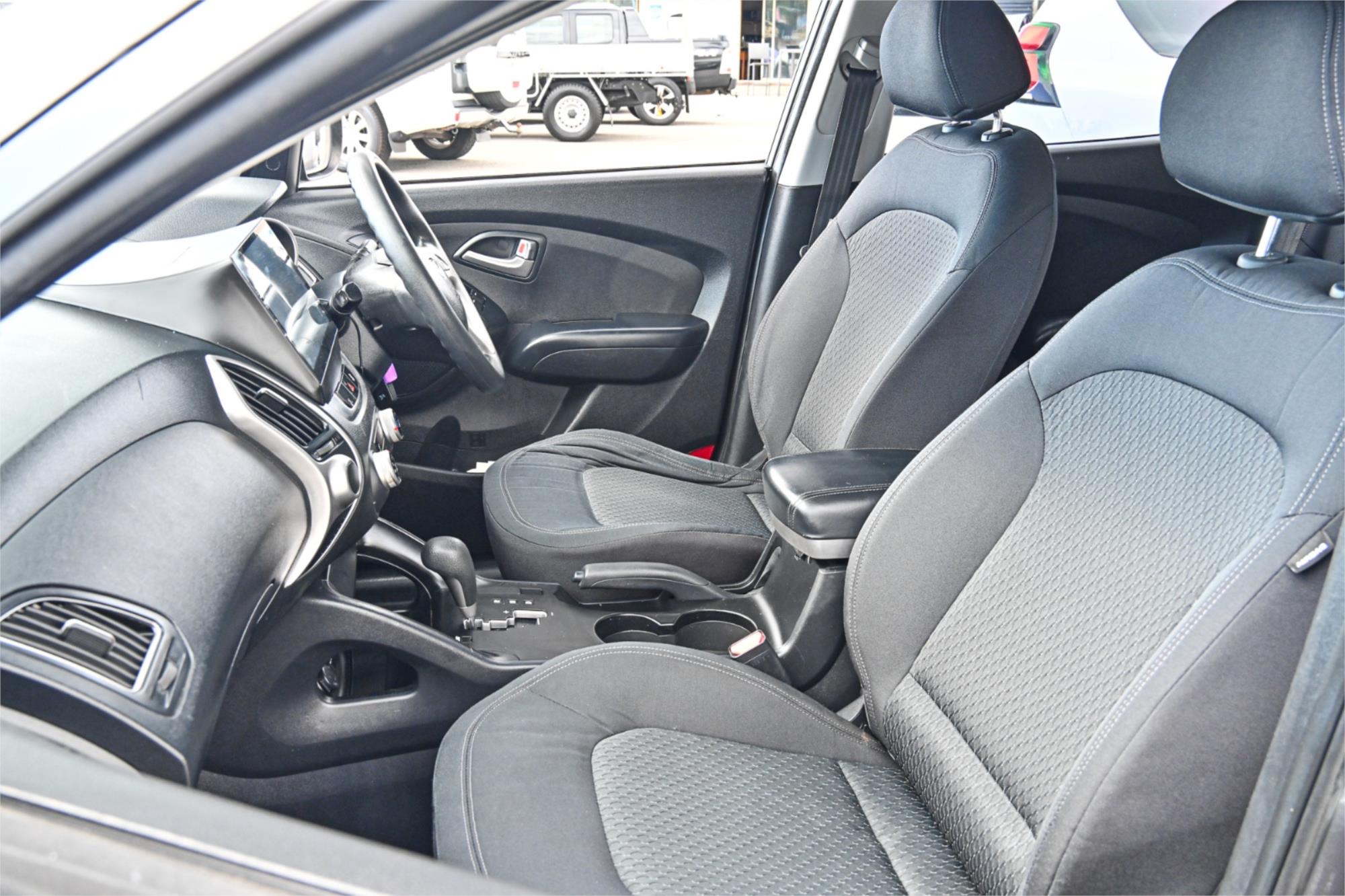 2013 HYUNDAI iX35 LM MY13 ACTIVE (FWD) 6 SP AUTOMATIC 4D WAGON